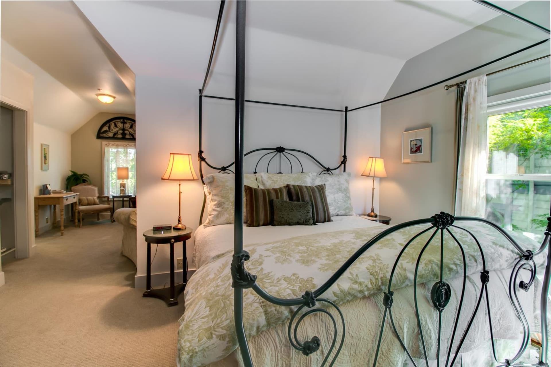 Winchester Inn gallery photo in Ashland, OR — image 113
