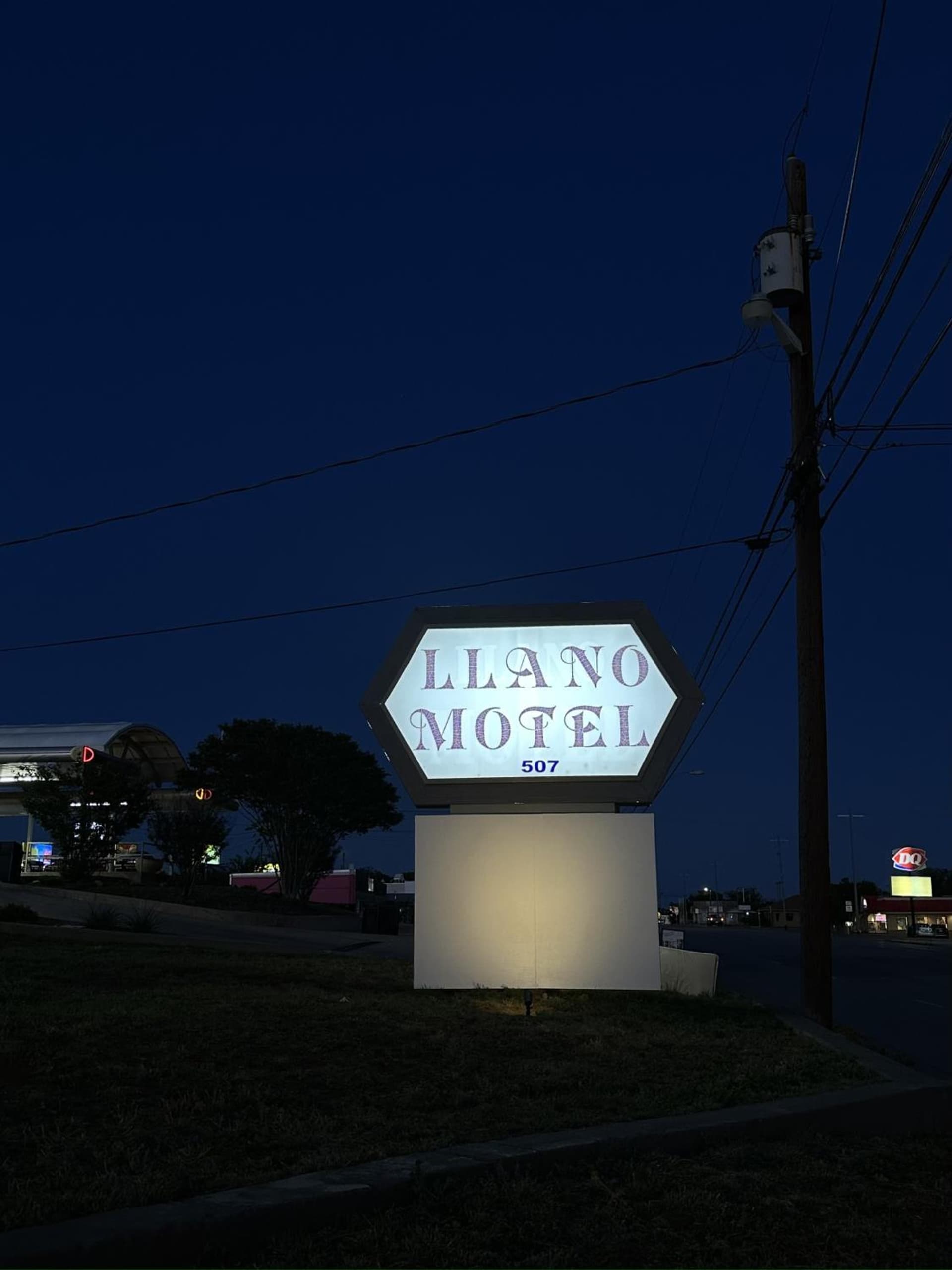 Llano Motel interior in Llano, TX — gallery photo 2