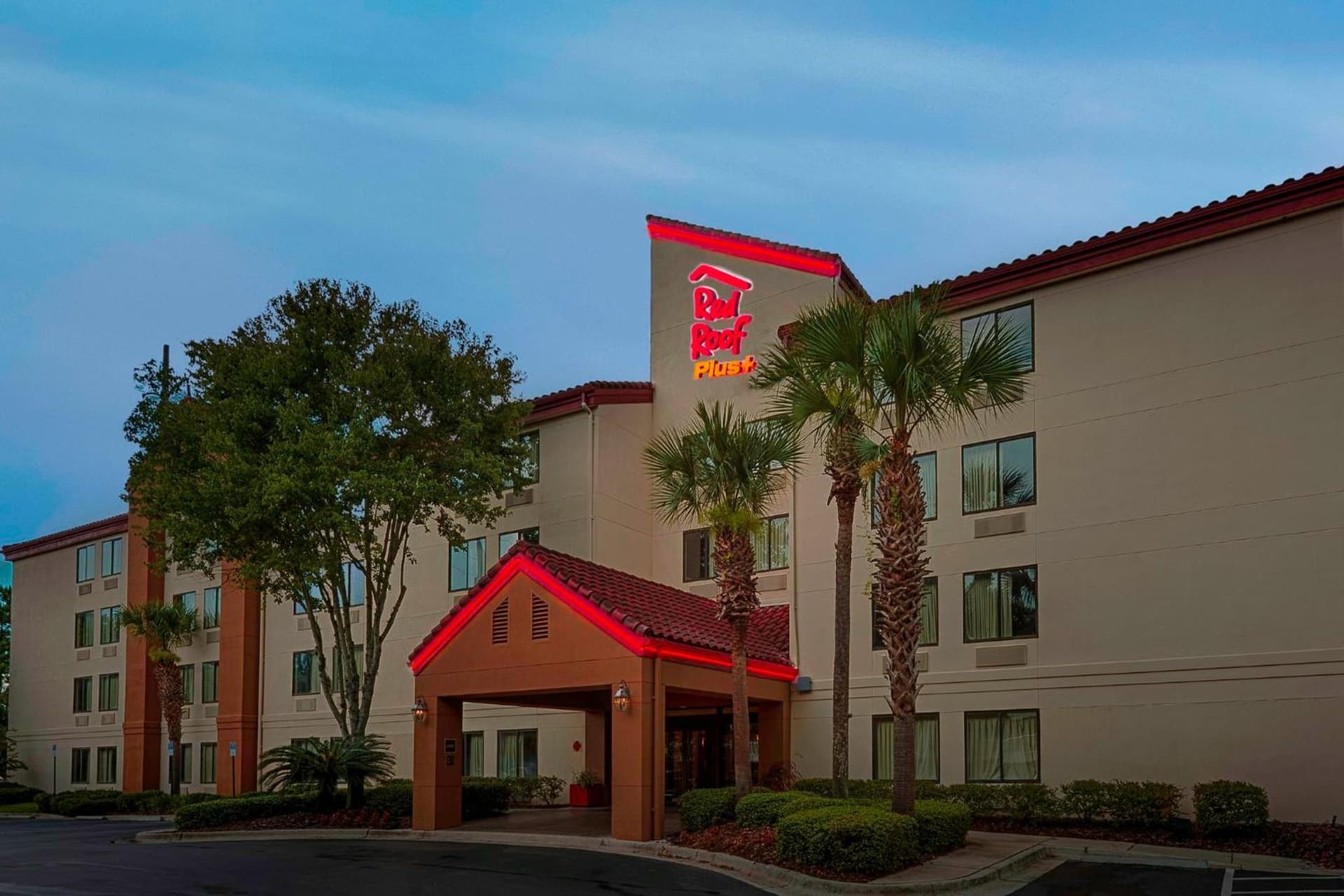 Red Roof Inn PLUS + Gainesville gallery photo in Gainesville, FL — image 25