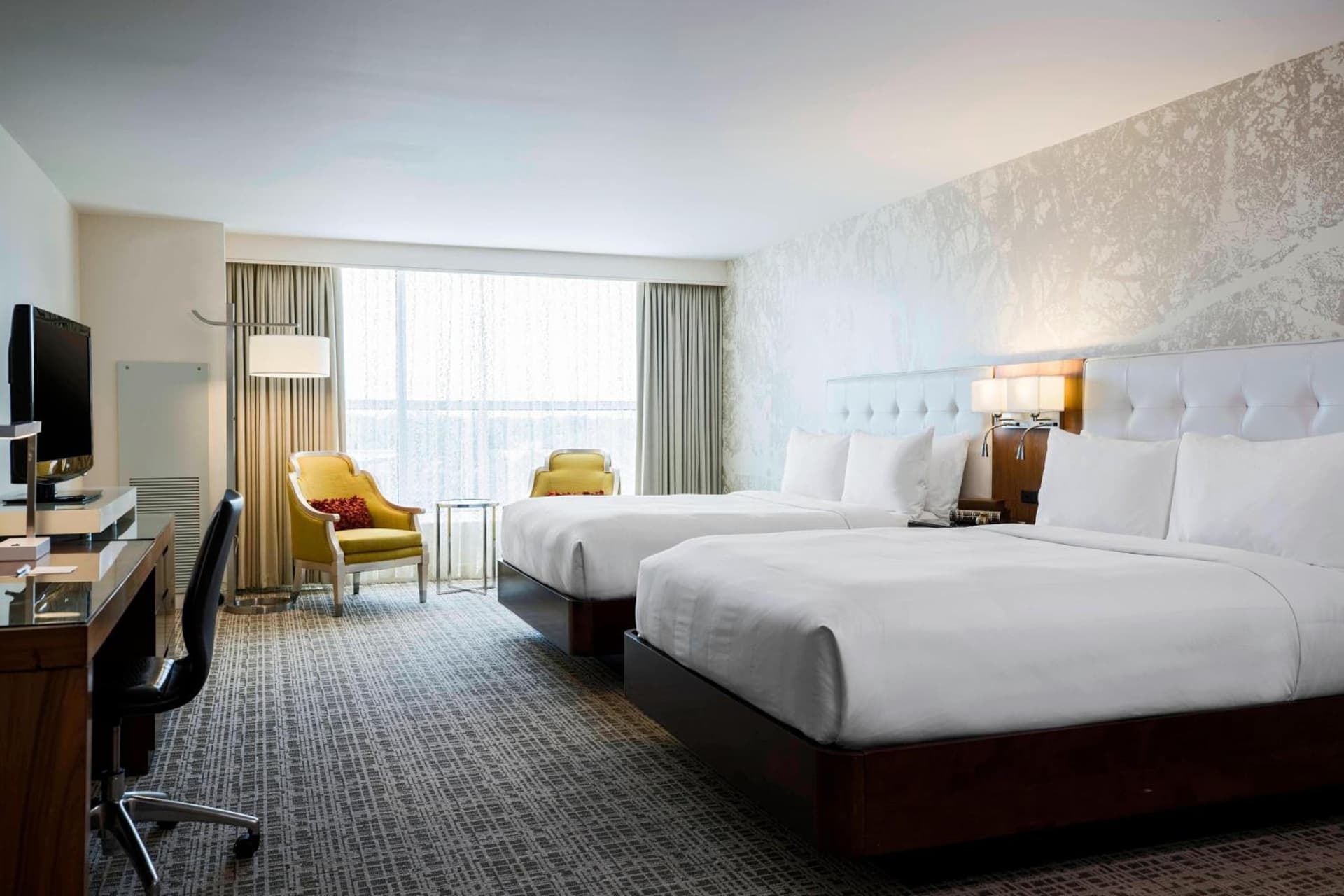 Renaissance Baton Rouge Hotel property views in Baton Rouge, LA — gallery photo 3