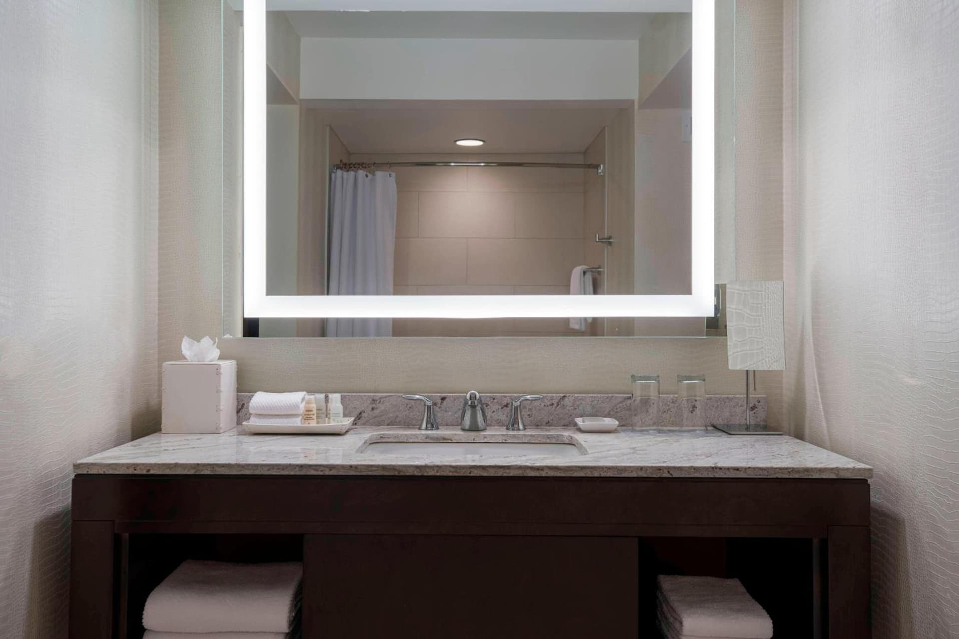 Renaissance Baton Rouge Hotel gallery photo in Baton Rouge, LA — image 34