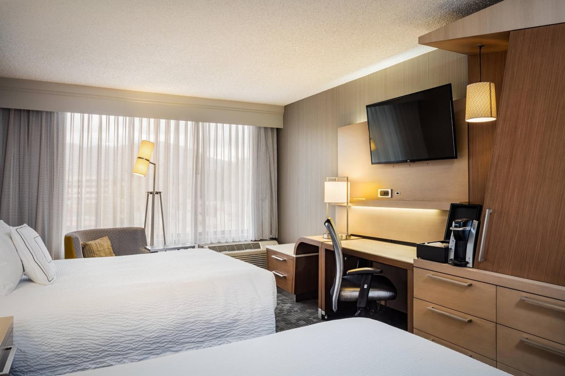Courtyard by Marriott Riverside UCR/Moreno Valley Area property views in Riverside, CA — gallery photo 3