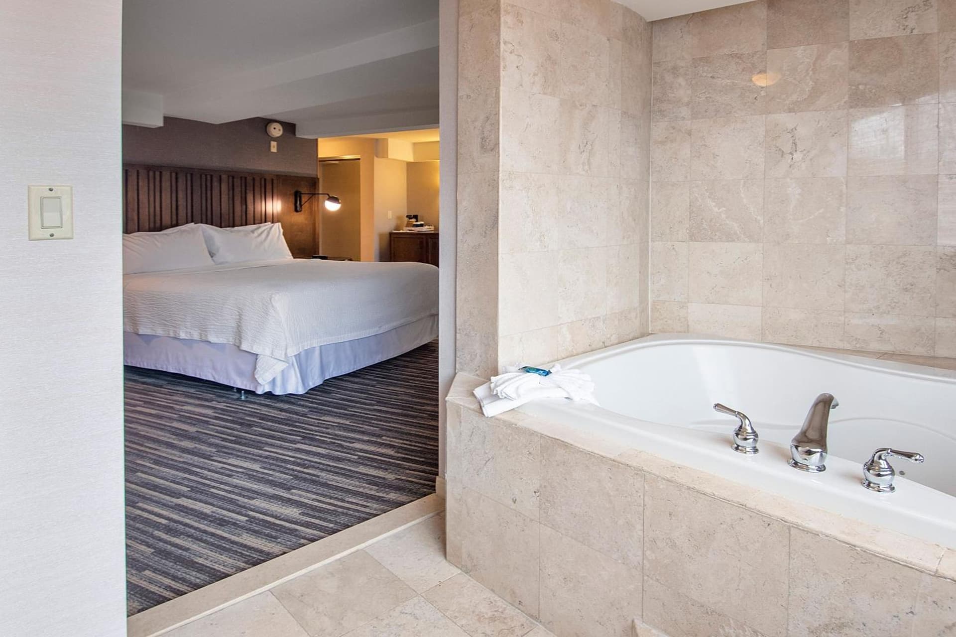 Best Western Premier Plainview-Long Island Hotel gallery photo in Plainview, NY — image 4