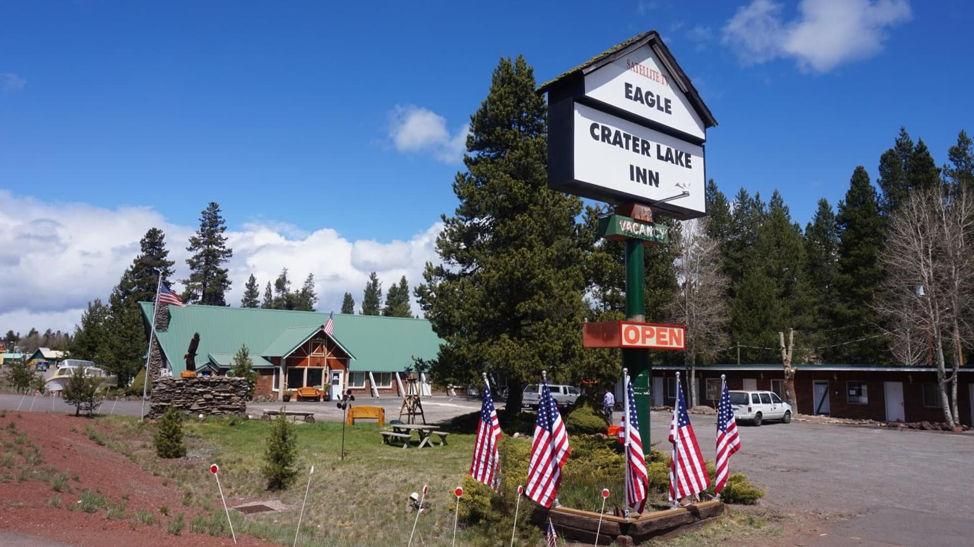 Eagle Crater Lake Inn featured exterior or lobby in Chemult, OR — similar hotel