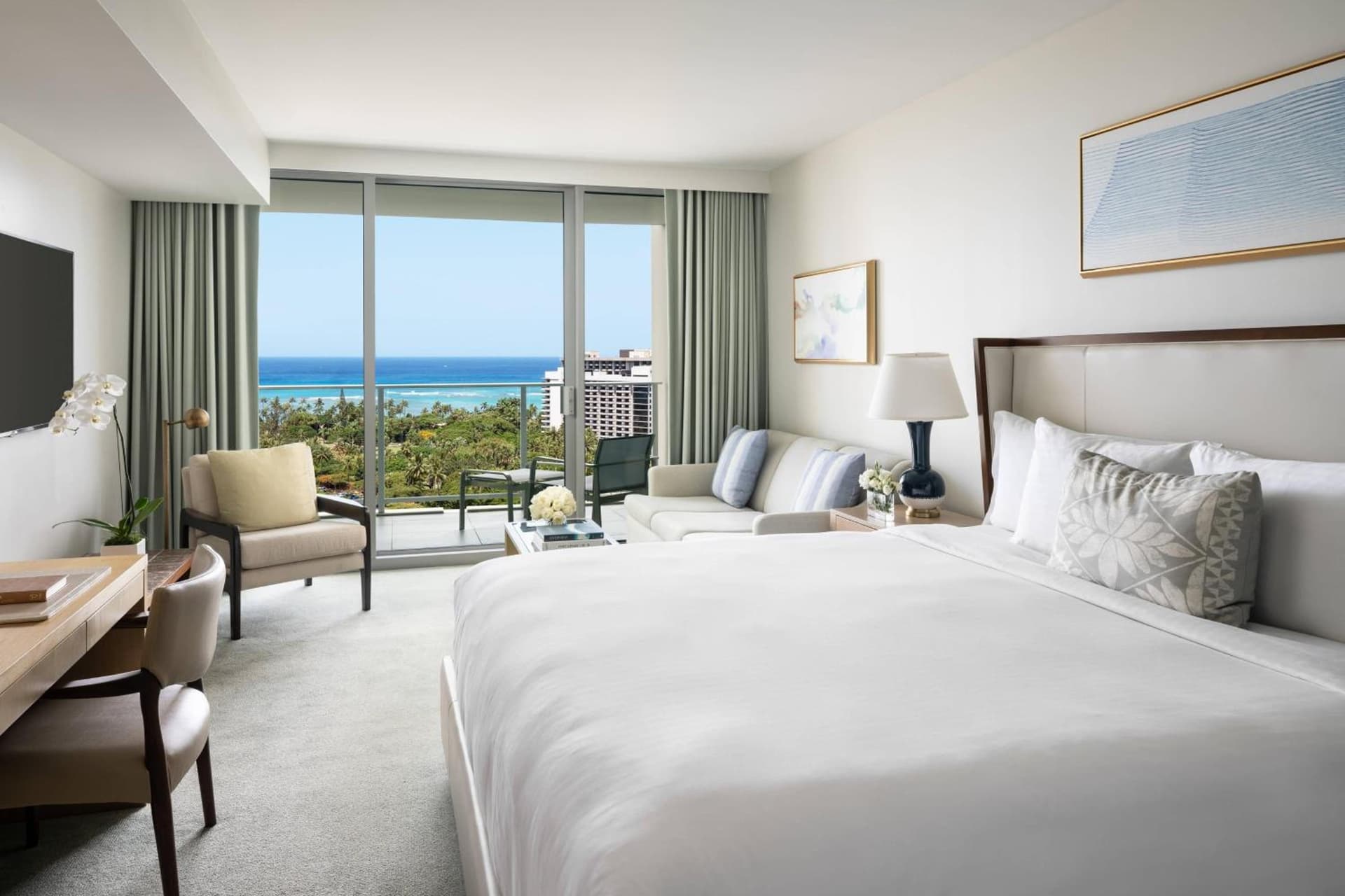 The Ritz-Carlton Residences, Waikiki Beach Hotel gallery photo in Honolulu, HI — image 114