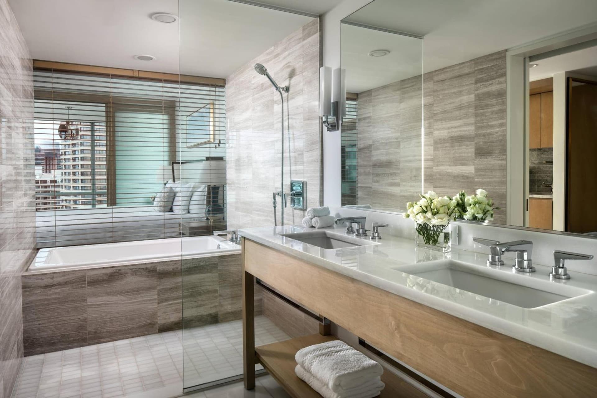 The Ritz-Carlton Residences, Waikiki Beach Hotel gallery photo in Honolulu, HI — image 20