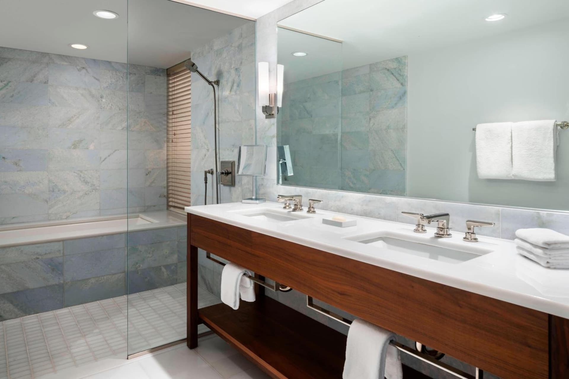 The Ritz-Carlton Residences, Waikiki Beach Hotel gallery photo in Honolulu, HI — image 98