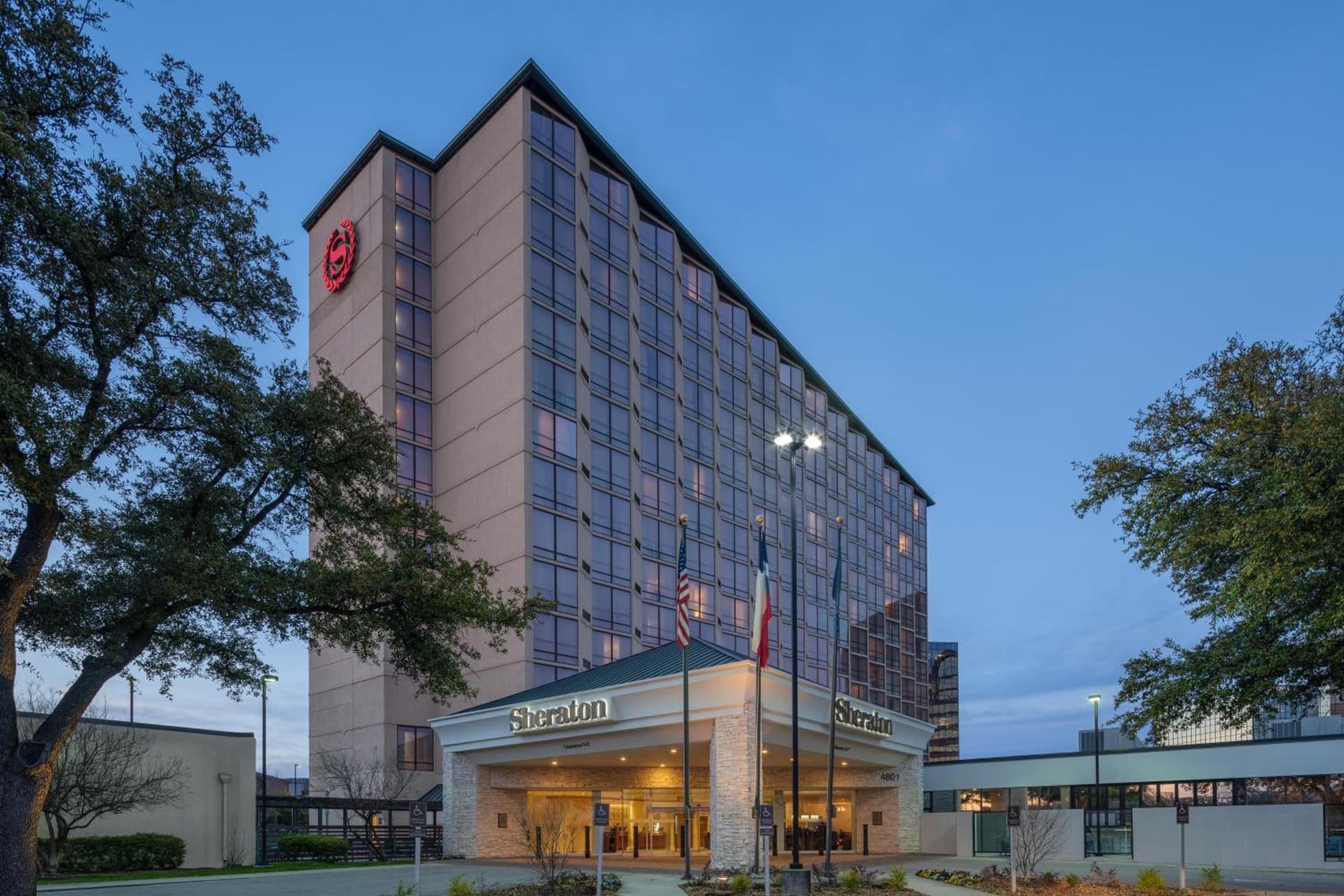 Sheraton Dallas Hotel by the Galleria interior in Dallas, TX — gallery photo 2