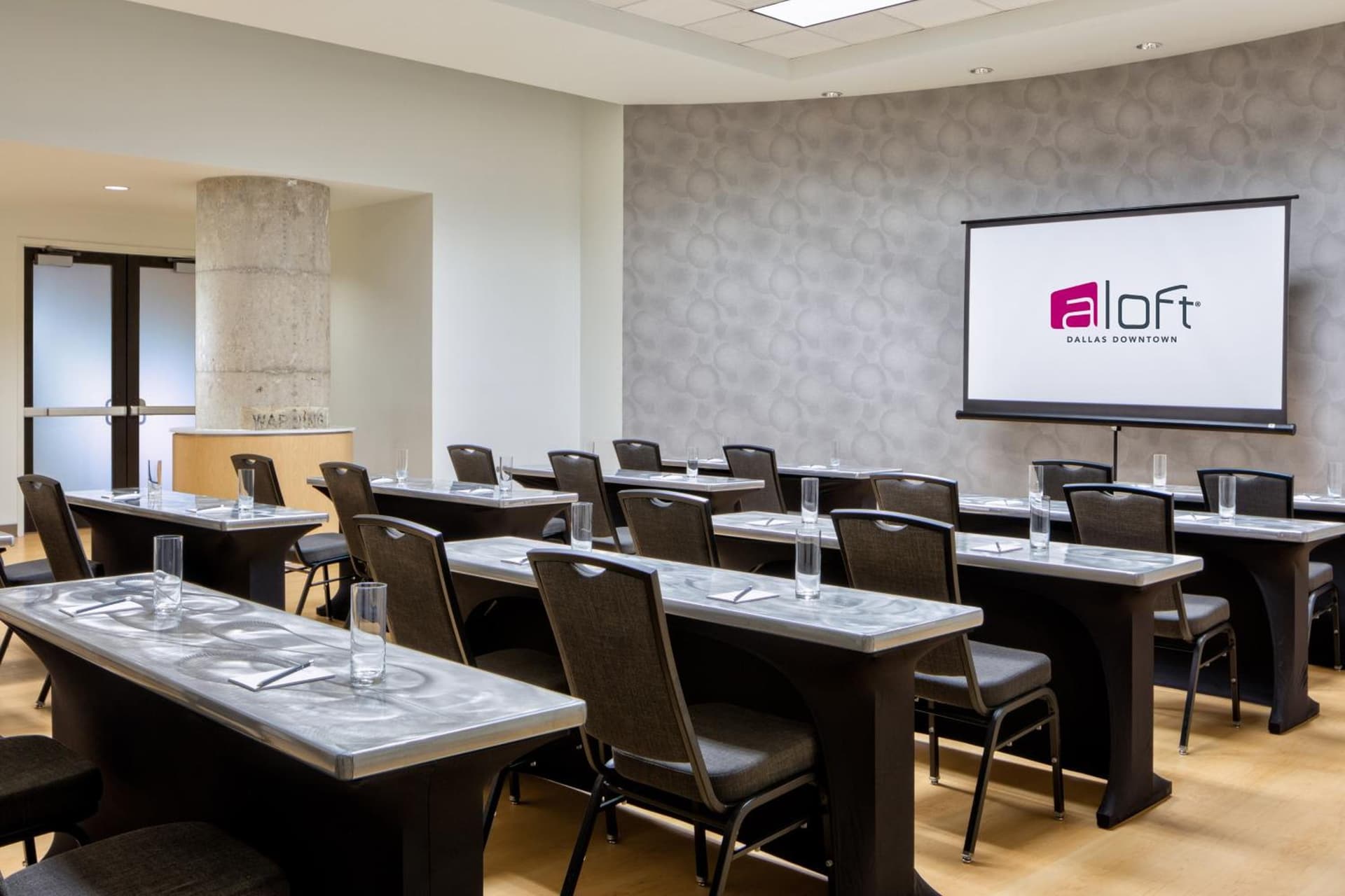 Aloft by Marriott Dallas Downtown interior in Dallas, TX — gallery photo 2