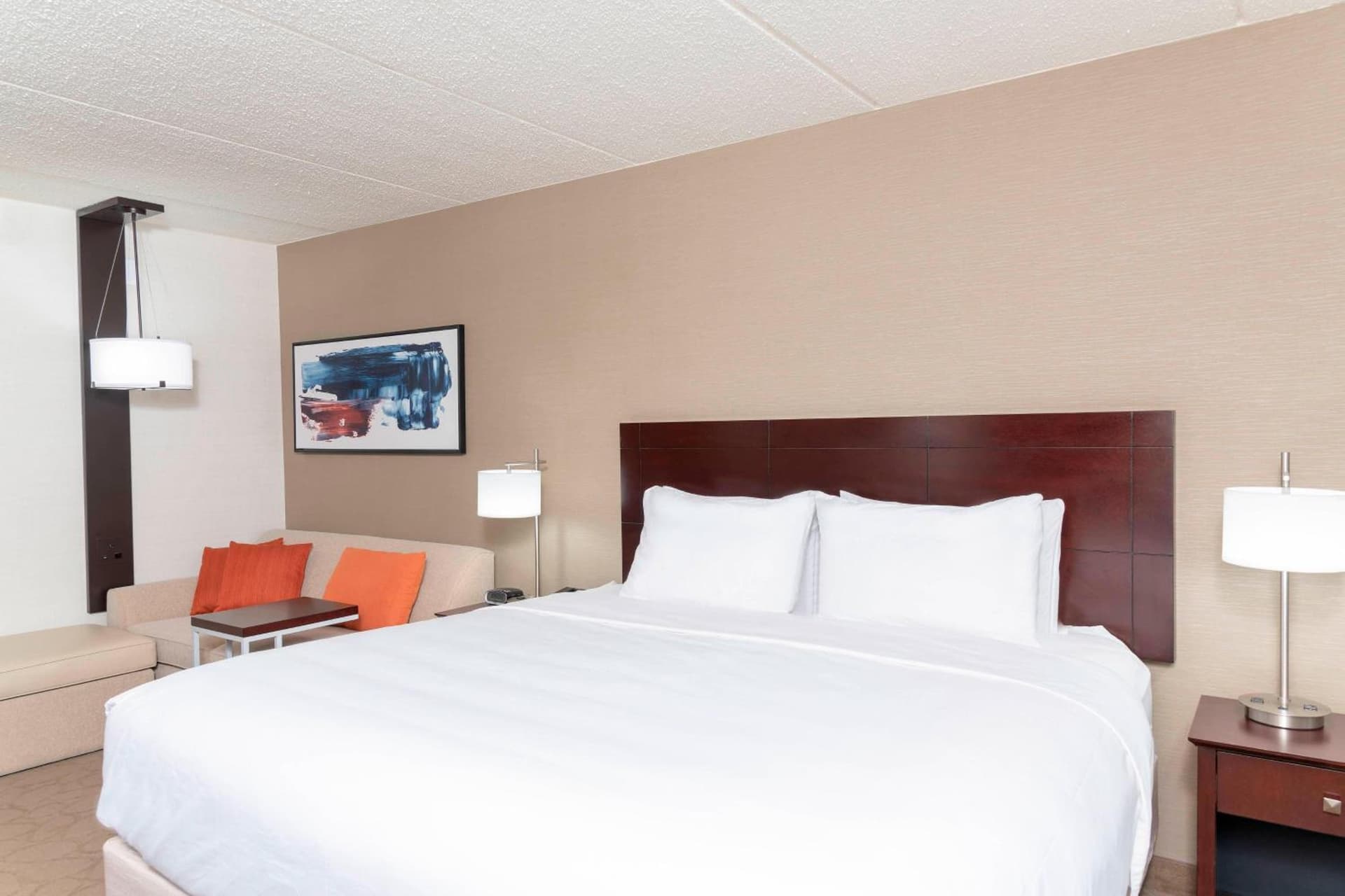 Delta Hotels by Marriott Kalamazoo Conference Center gallery photo in Kalamazoo, MI — image 30