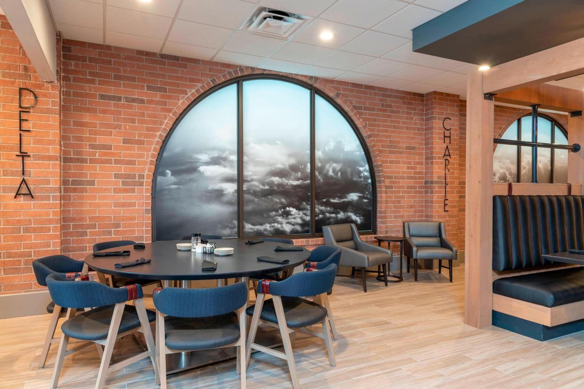 Delta Hotels by Marriott Kalamazoo Conference Center gallery photo in Kalamazoo, MI — image 32