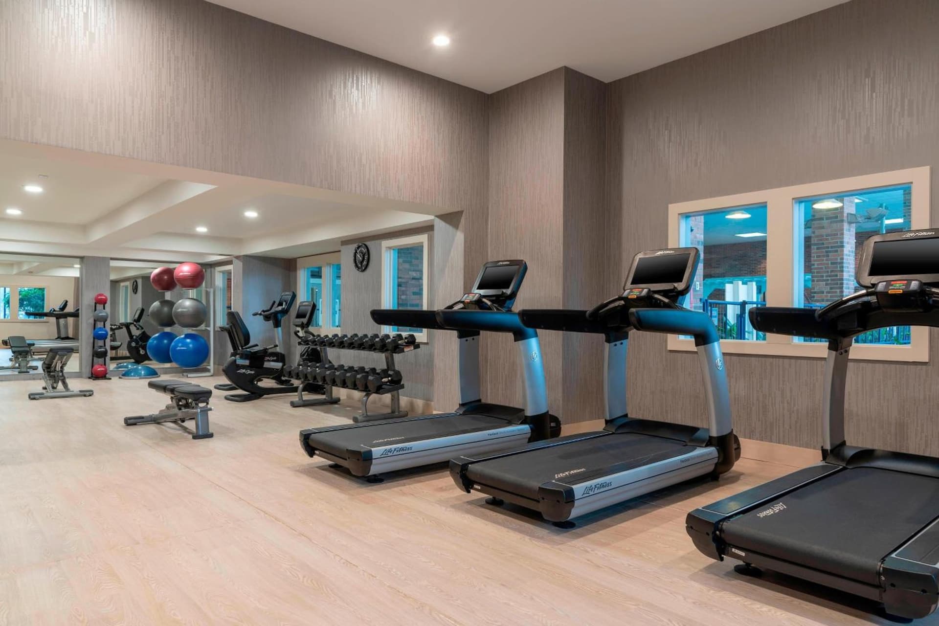 Delta Hotels by Marriott Kalamazoo Conference Center gallery photo in Kalamazoo, MI — image 33