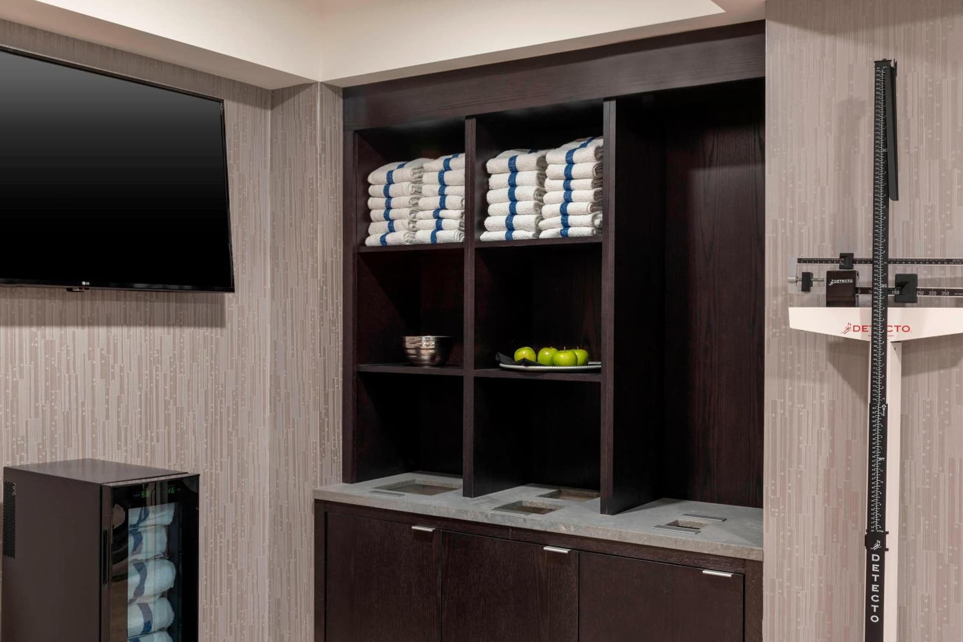 Delta Hotels by Marriott Kalamazoo Conference Center gallery photo in Kalamazoo, MI — image 8