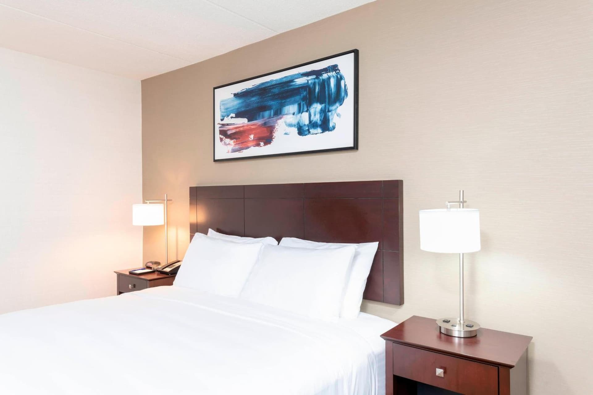 Delta Hotels by Marriott Kalamazoo Conference Center gallery photo in Kalamazoo, MI — image 11