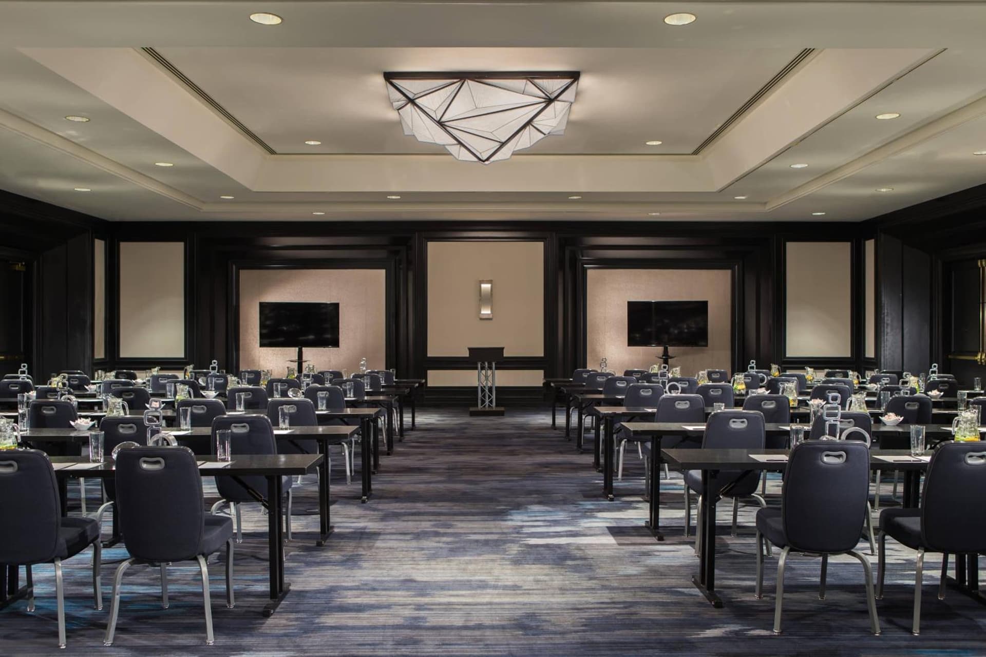 Renaissance Baltimore Harborplace Hotel gallery photo in Baltimore, MD — image 5