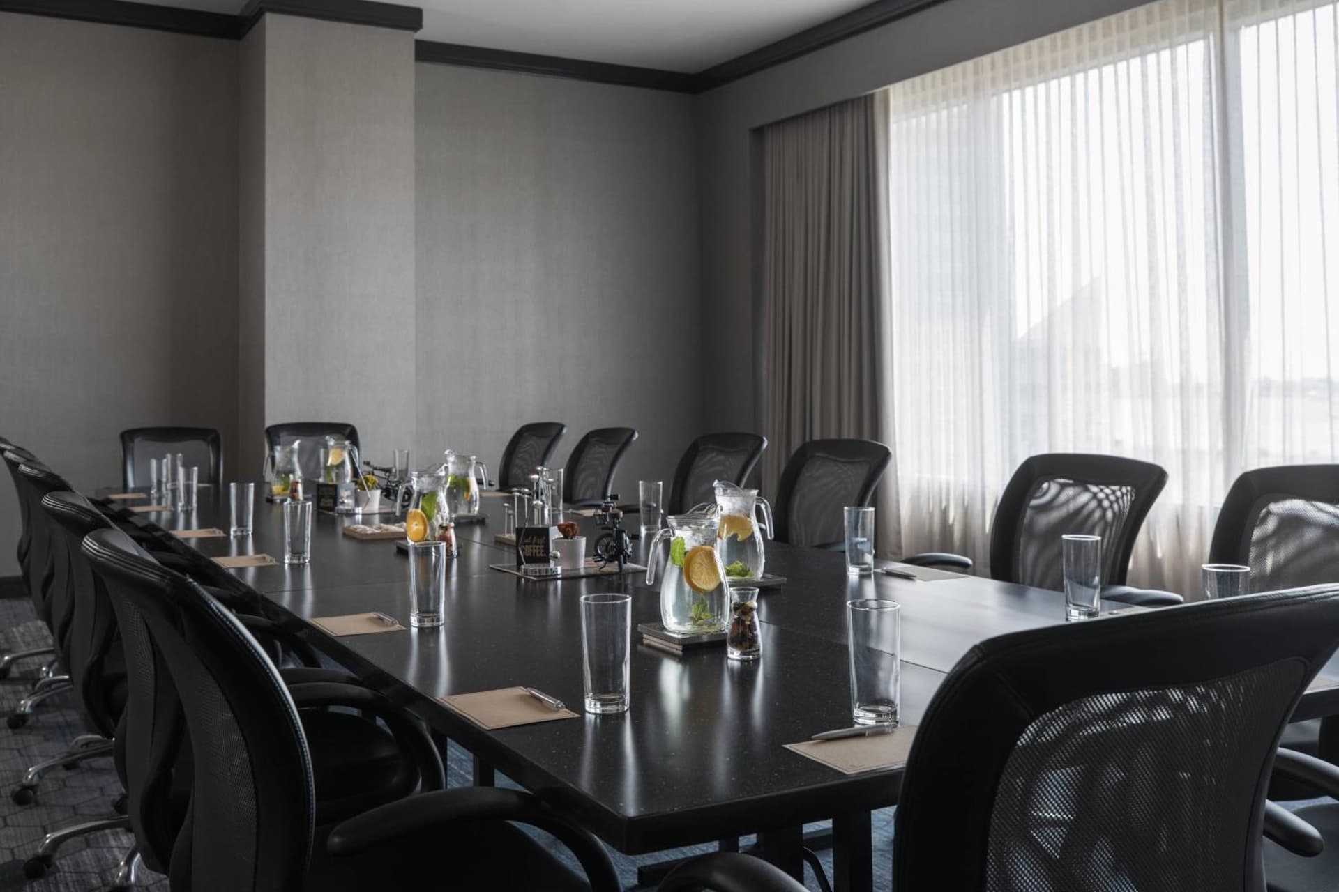 Renaissance Baltimore Harborplace Hotel gallery photo in Baltimore, MD — image 17