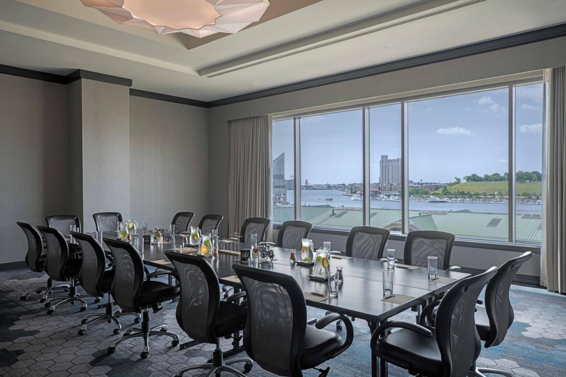 Renaissance Baltimore Harborplace Hotel gallery photo in Baltimore, MD — image 8