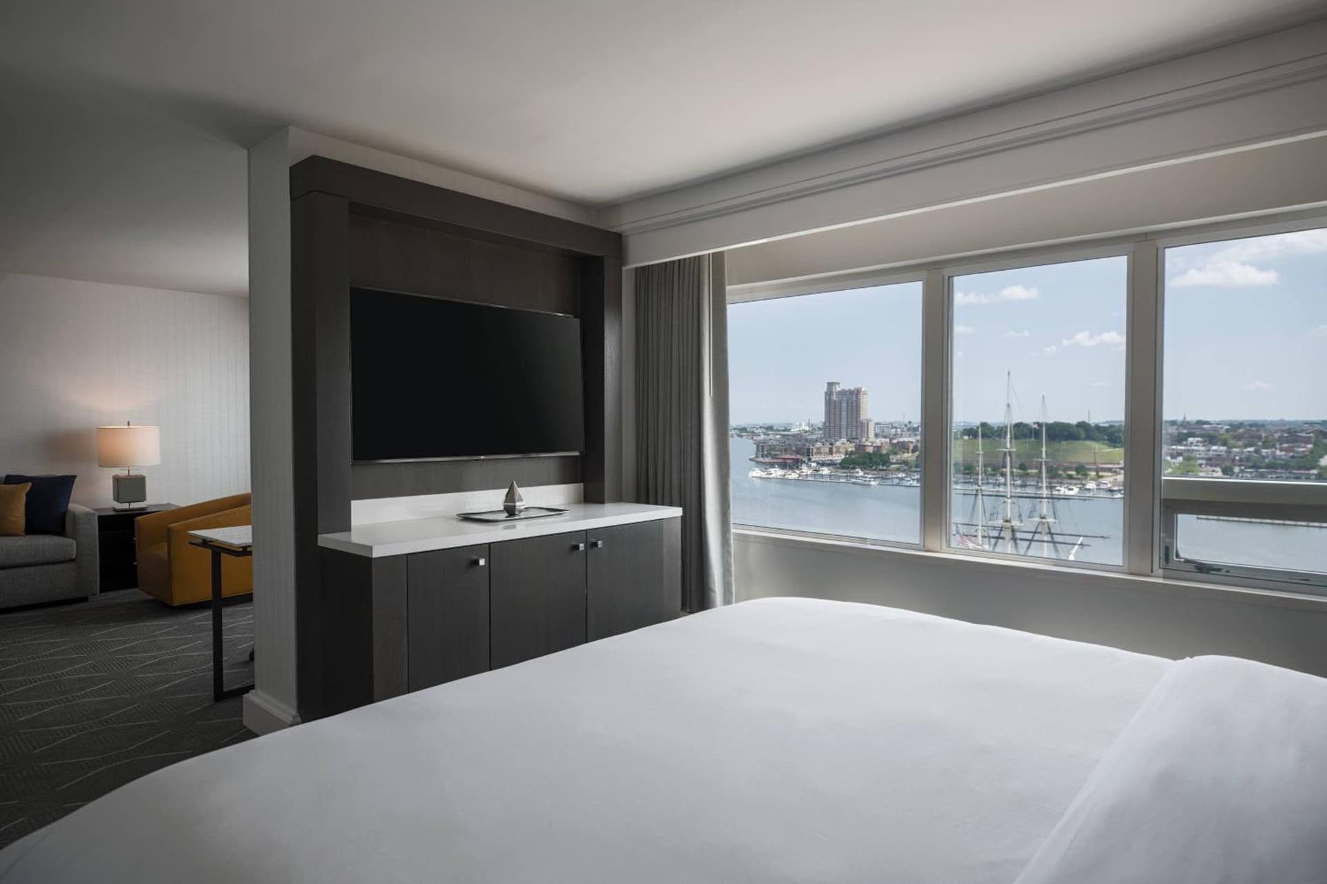 Renaissance Baltimore Harborplace Hotel gallery photo in Baltimore, MD — image 40