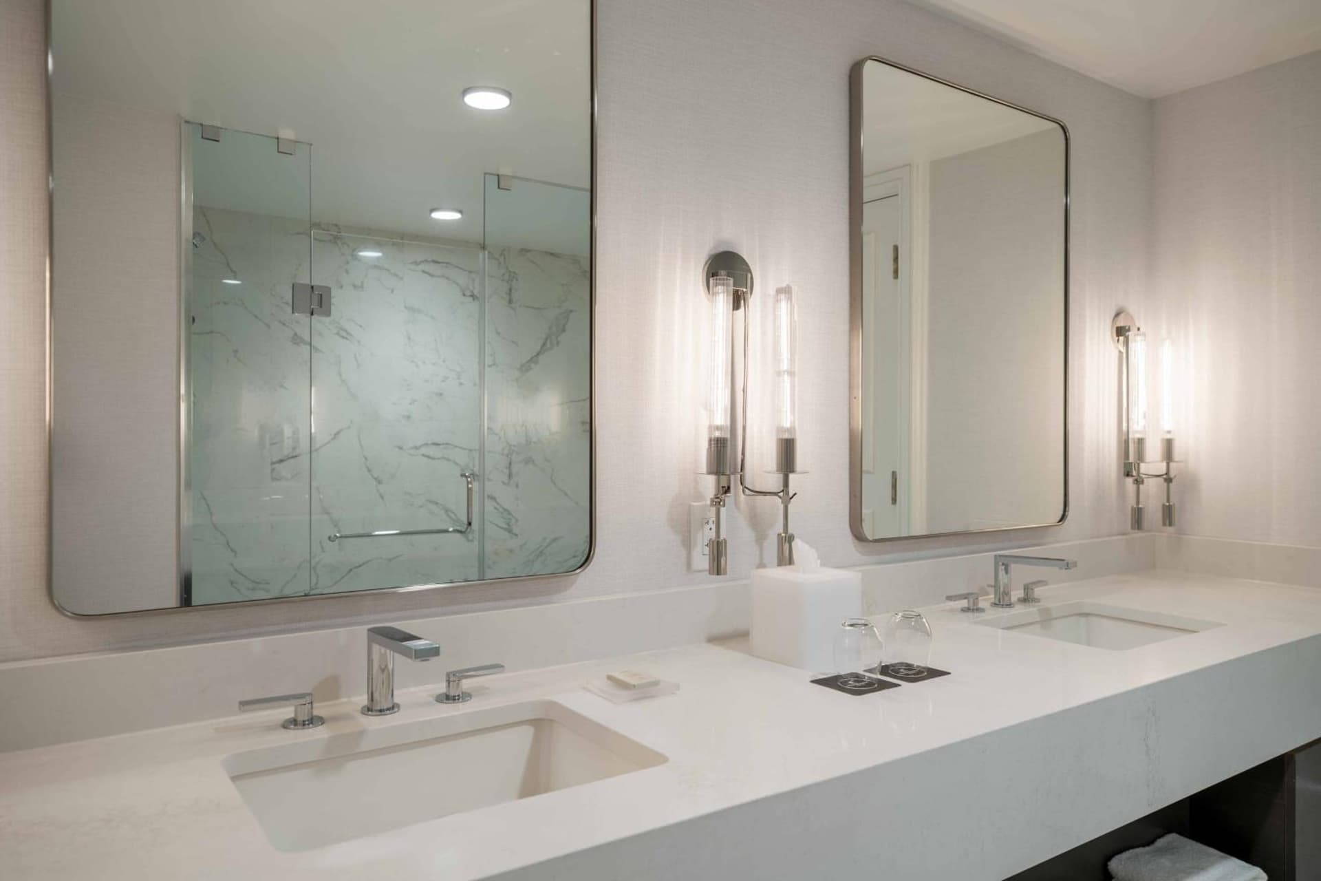 Renaissance Baltimore Harborplace Hotel gallery photo in Baltimore, MD — image 42