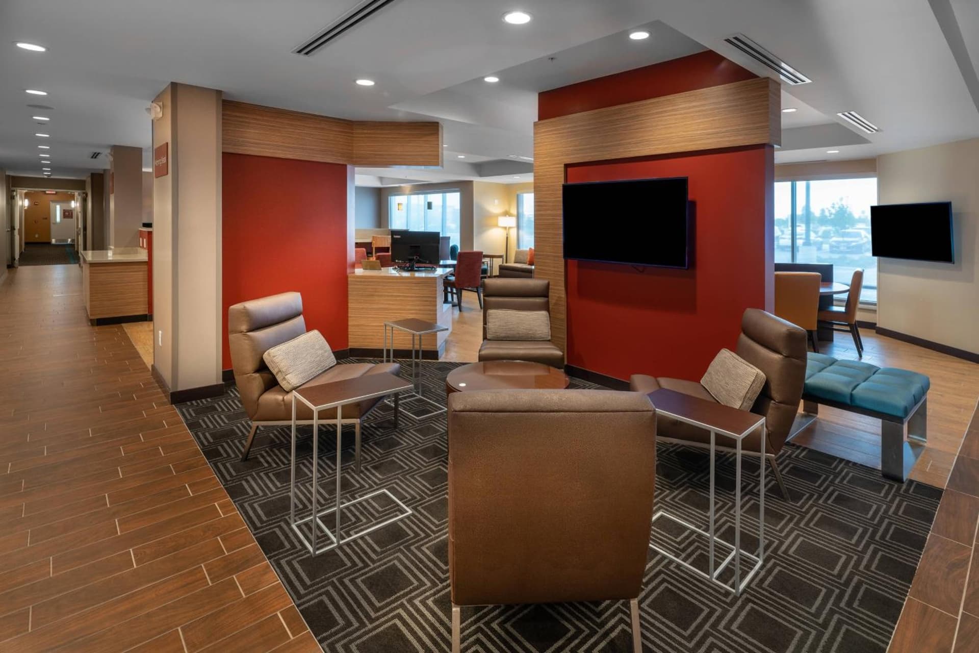 TownePlace Suites by Marriott Milwaukee Oak Creek gallery photo in Oak Creek, WI — image 31