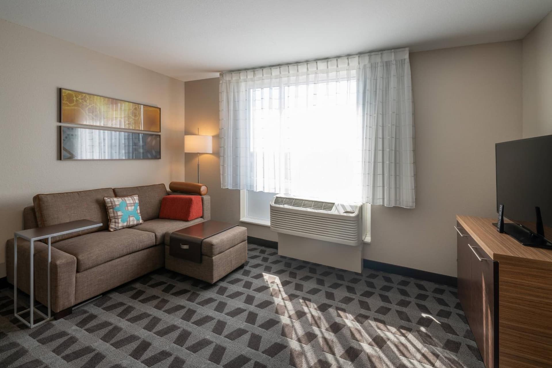 TownePlace Suites by Marriott Milwaukee Oak Creek gallery photo in Oak Creek, WI — image 15