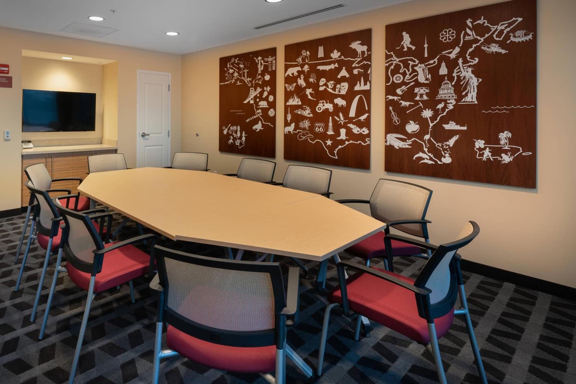 TownePlace Suites by Marriott Milwaukee Oak Creek gallery photo in Oak Creek, WI — image 21