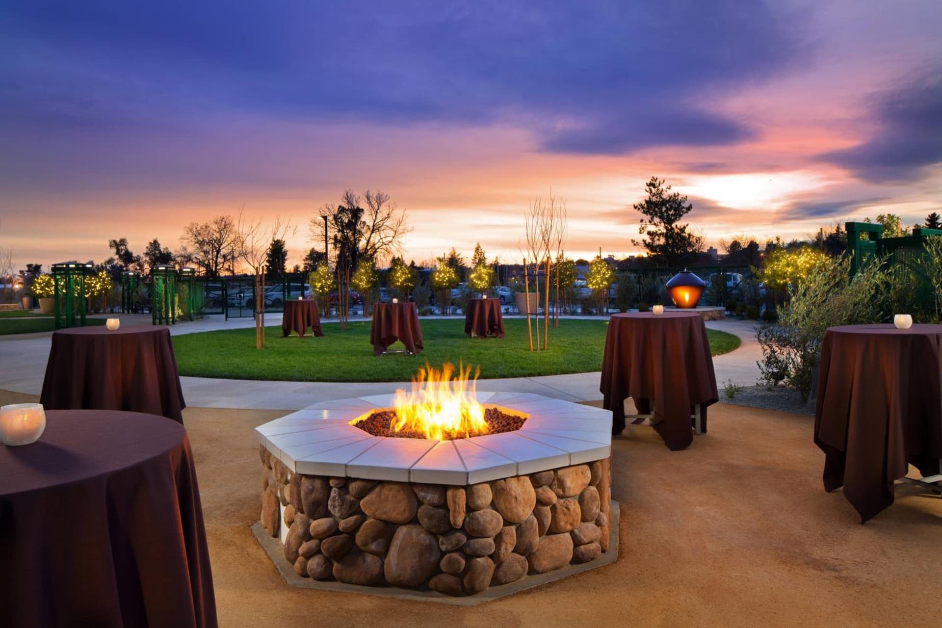 Sheraton Redding Hotel at the Sundial Bridge gallery photo in Redding, CA — image 39