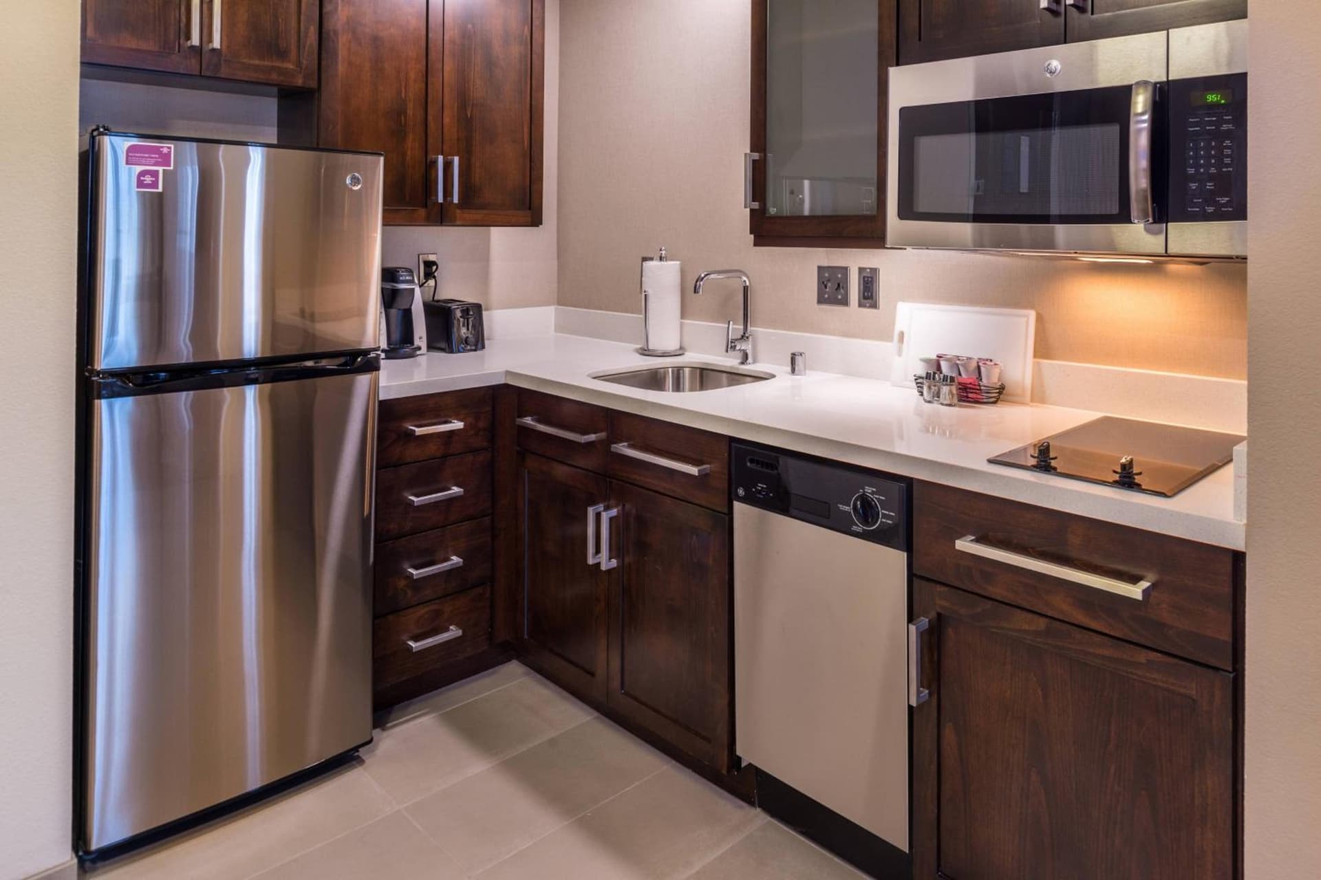 Residence Inn by Marriott Seattle University District gallery photo in Seattle, WA — image 11