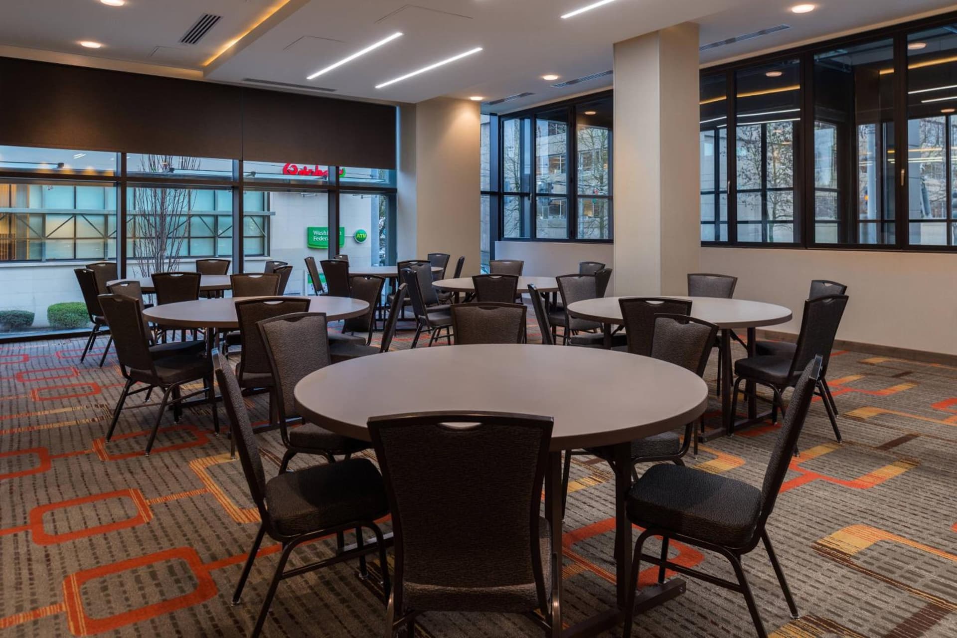 Residence Inn by Marriott Seattle University District gallery photo in Seattle, WA — image 9