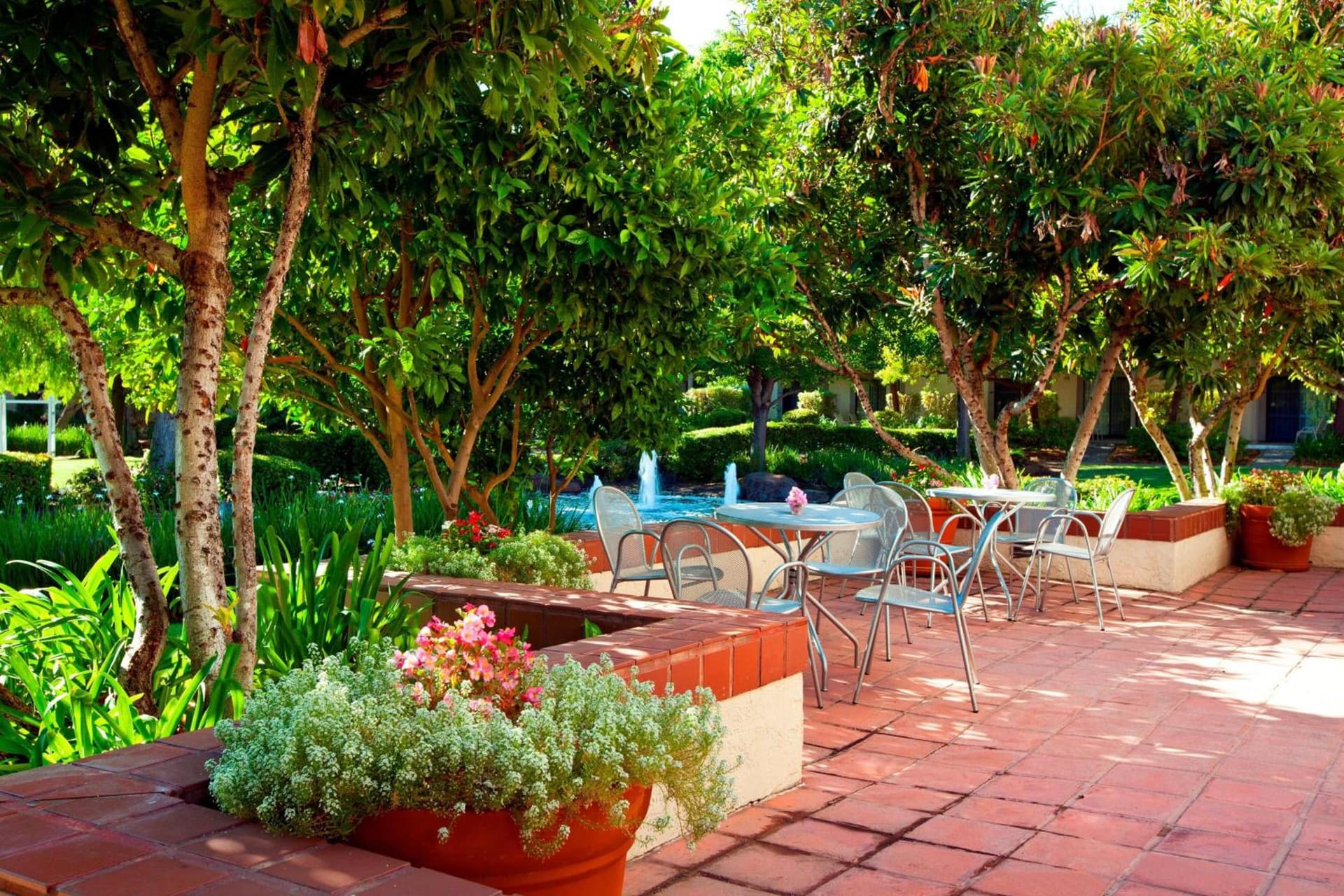 Four Points by Sheraton Pleasanton interior in Pleasanton, CA — gallery photo 2