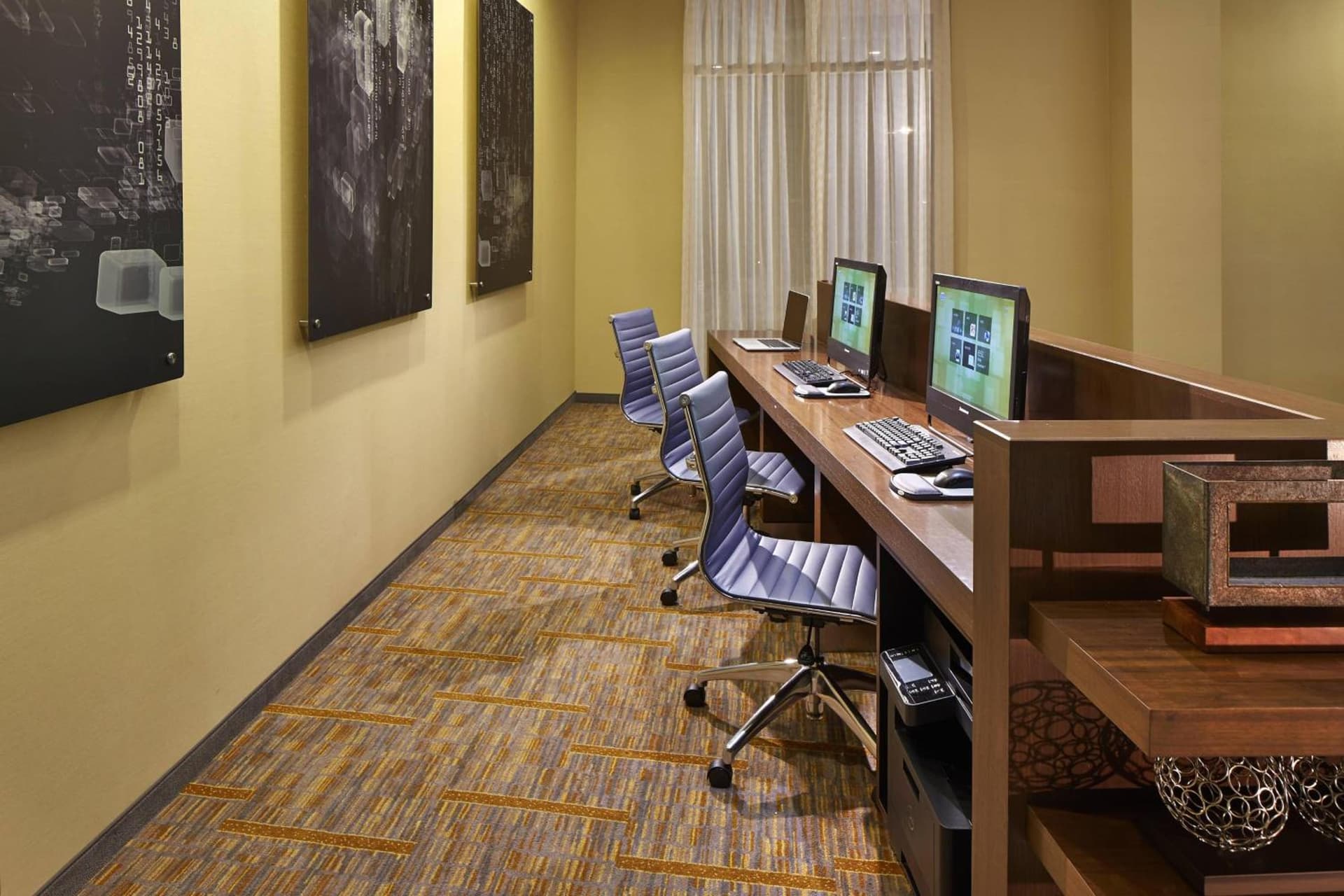 Courtyard by Marriott Sunnyvale Silicon Valley gallery photo in Sunnyvale, CA — image 17