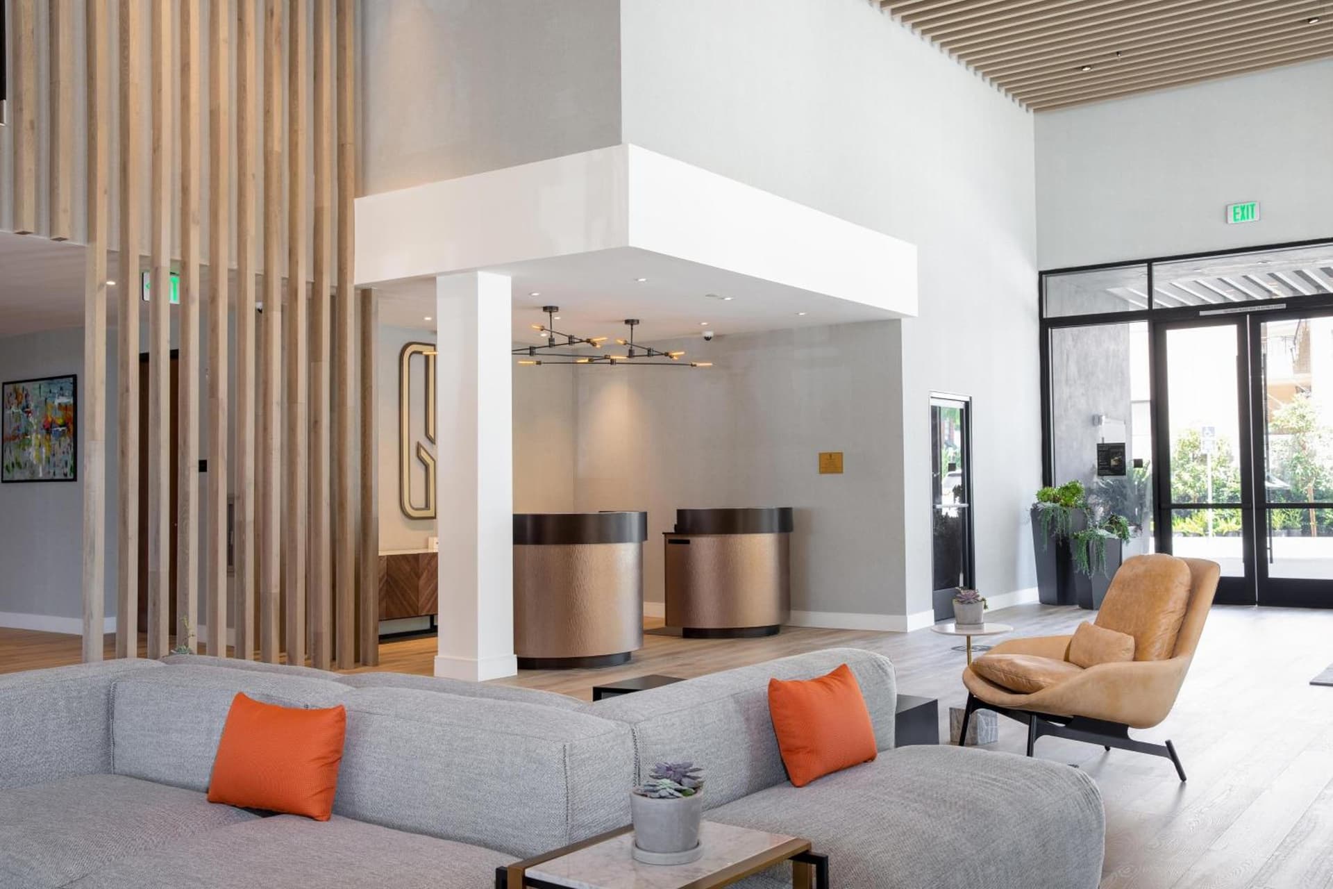 The Glenmark, Glendale, a Tribute Portfolio Hotel interior in Glendale, CA — gallery photo 2