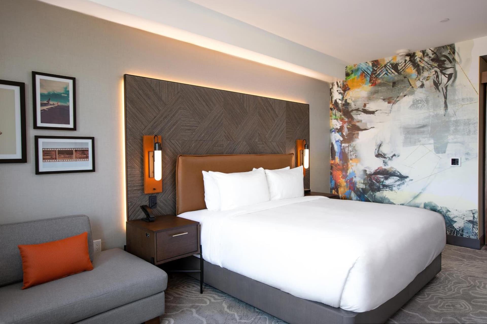 The Glenmark, Glendale, a Tribute Portfolio Hotel gallery photo in Glendale, CA — image 7