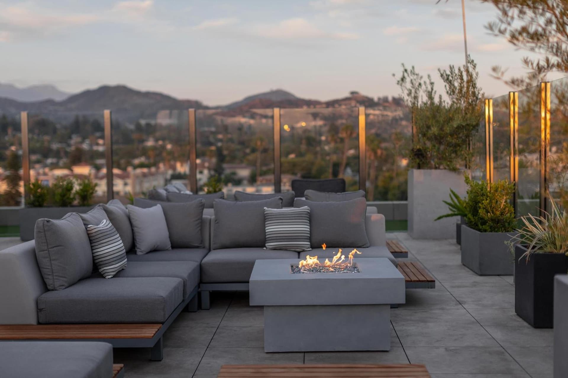 The Glenmark, Glendale, a Tribute Portfolio Hotel gallery photo in Glendale, CA — image 33