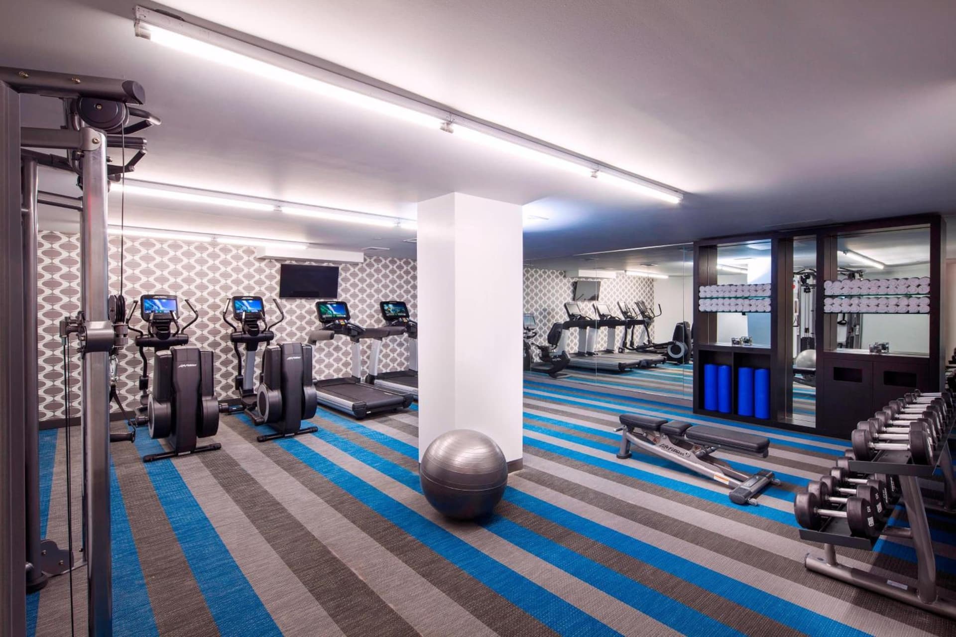 Aloft by Marriott Long Island City-Manhattan View gallery photo in Queens, NY — image 20