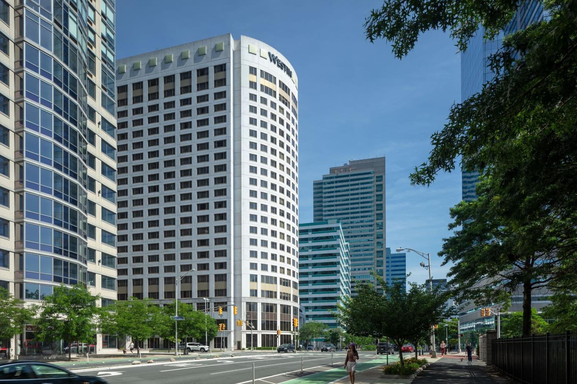 The Westin Jersey City Newport gallery photo in Jersey City, NJ — image 32