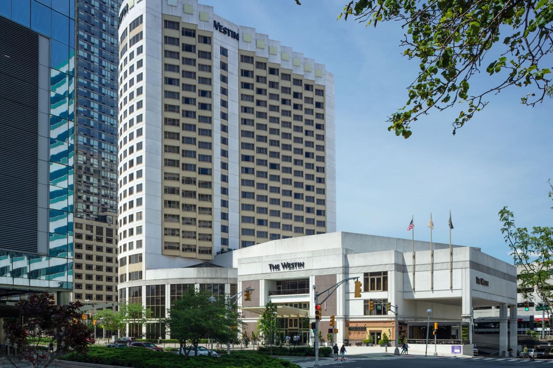 The Westin Jersey City Newport gallery photo in Jersey City, NJ — image 36