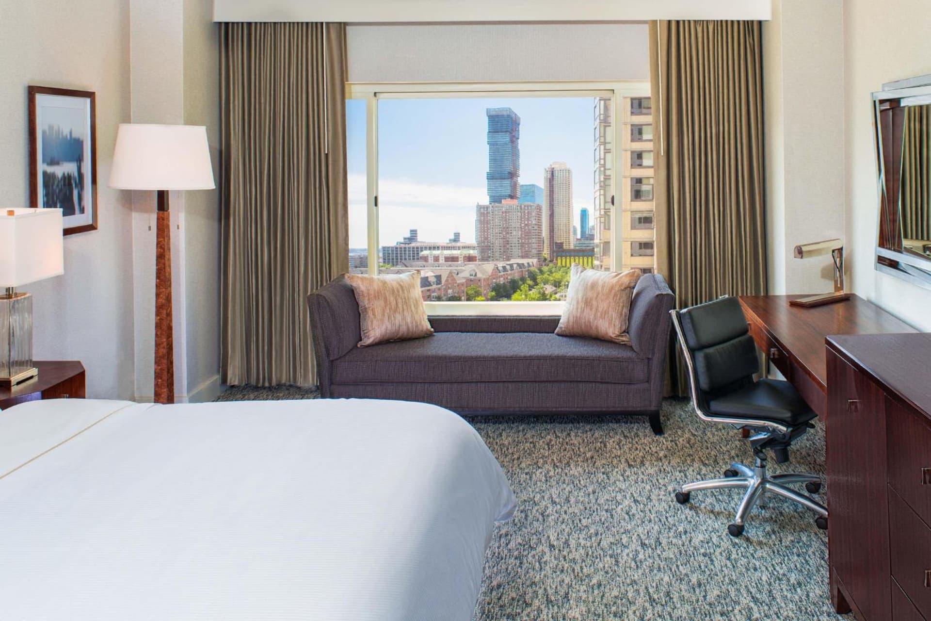 The Westin Jersey City Newport gallery photo in Jersey City, NJ — image 18