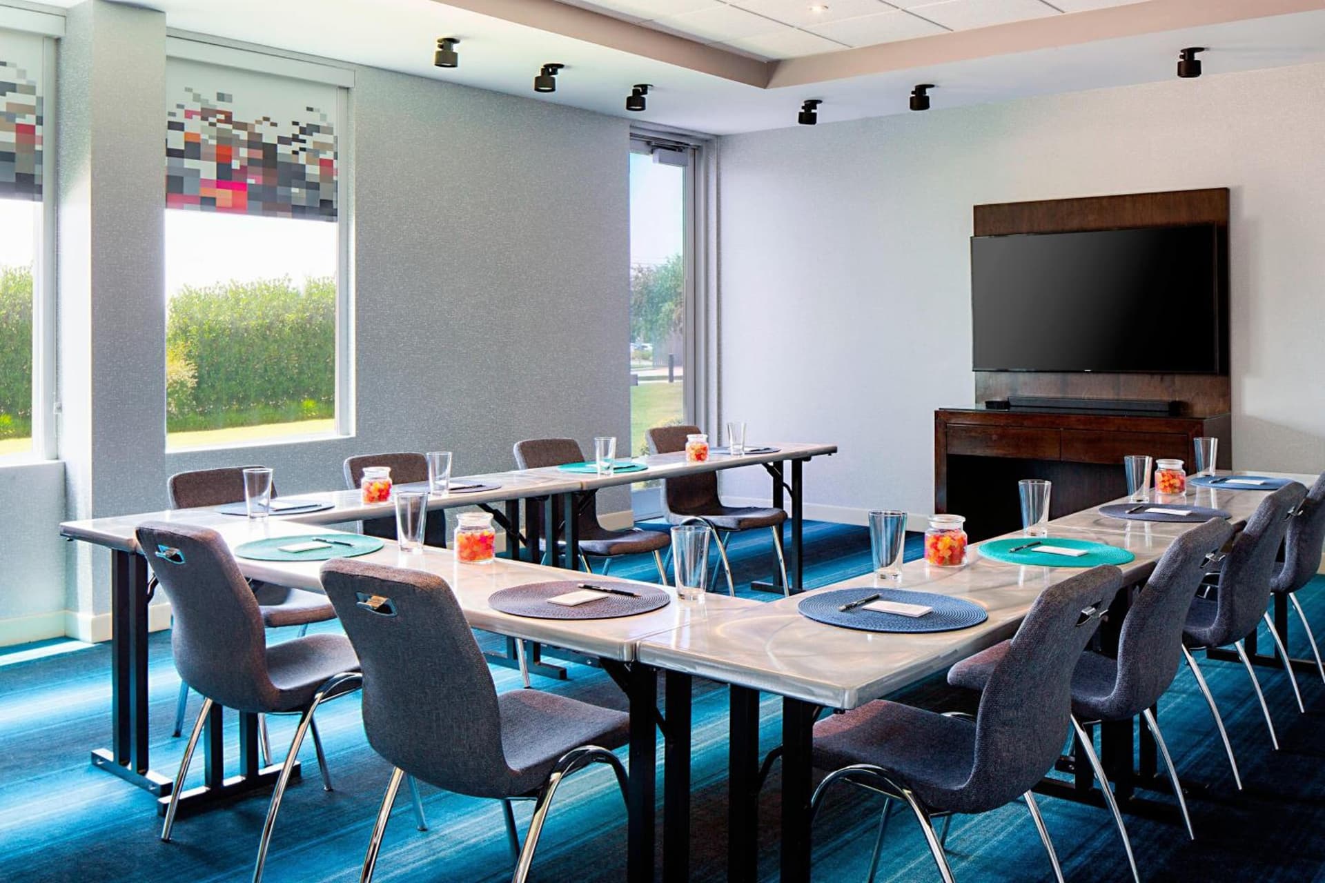 Aloft by Marriott Frisco interior in Frisco, TX — gallery photo 2