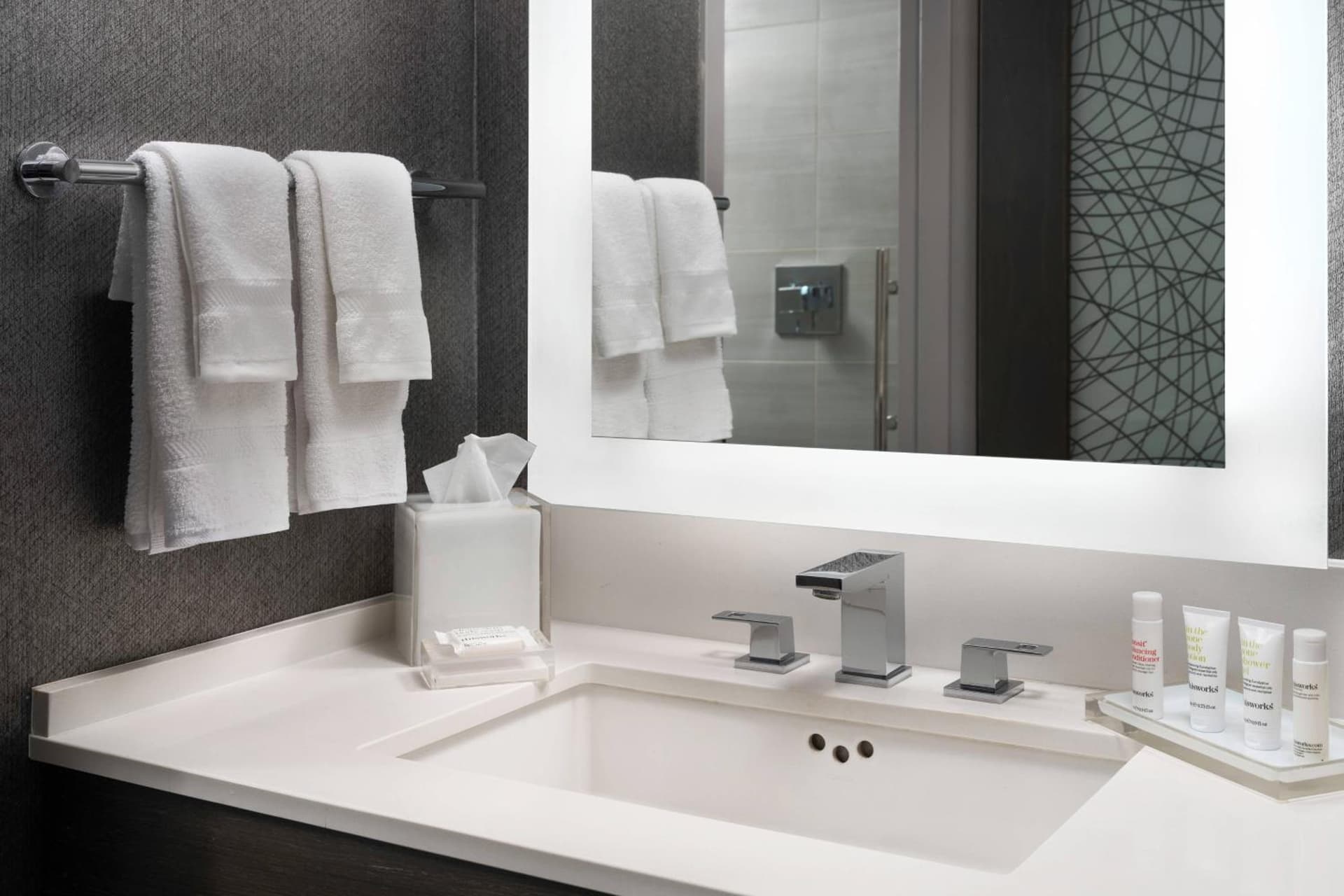 Warner Center Marriott Woodland Hills gallery photo in Woodland Hills, CA — image 52