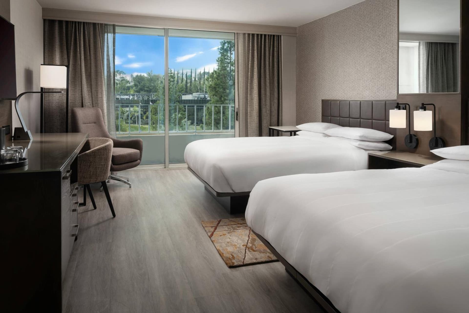Warner Center Marriott Woodland Hills property views in Woodland Hills, CA — gallery photo 3