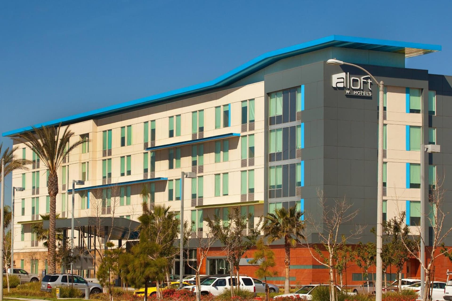 Aloft by Marriott Ontario-Rancho Cucamonga gallery photo in Rancho Cucamonga, CA — image 16