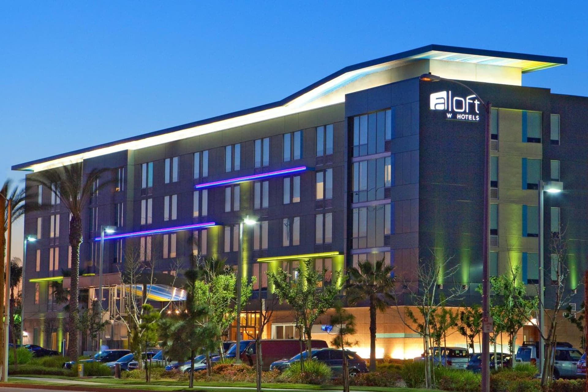 Aloft by Marriott Ontario-Rancho Cucamonga gallery photo in Rancho Cucamonga, CA — image 10