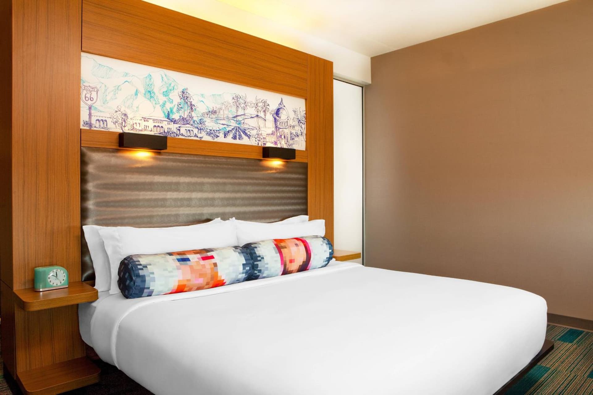 Aloft by Marriott Ontario-Rancho Cucamonga property views in Rancho Cucamonga, CA — gallery photo 3