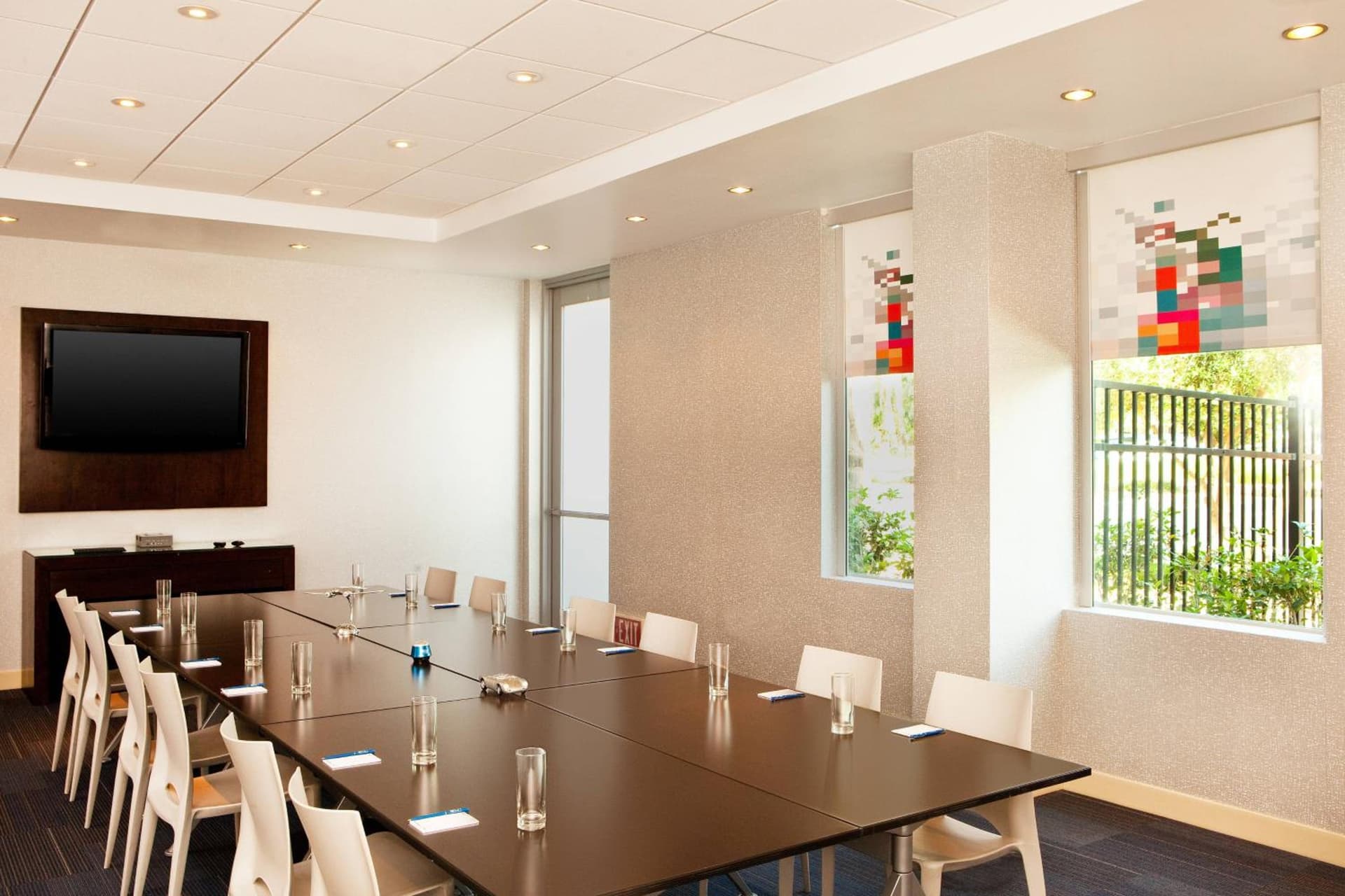 Aloft by Marriott Ontario-Rancho Cucamonga gallery photo in Rancho Cucamonga, CA — image 4