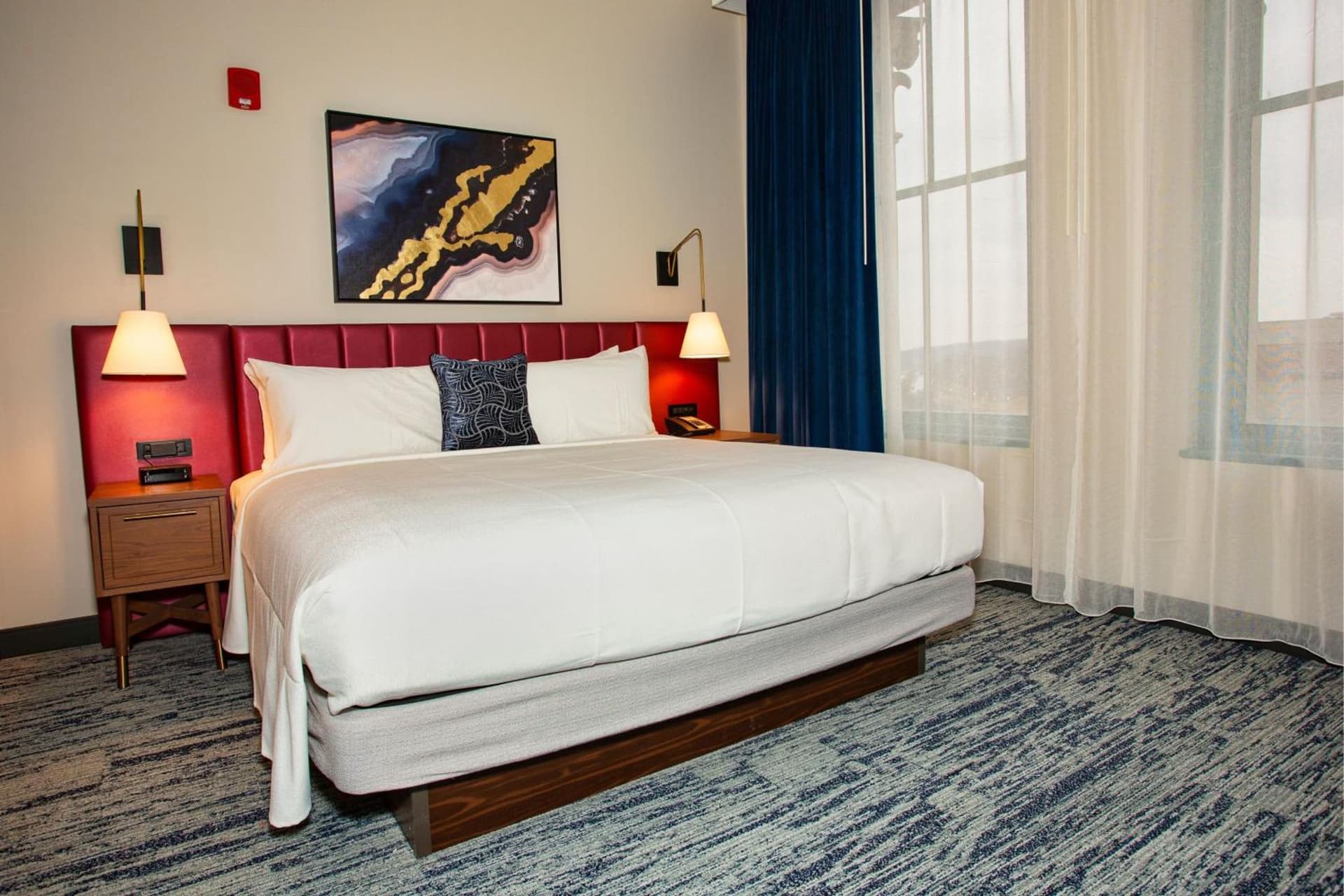 BLU-Tique, Akron, a Tribute Portfolio Hotel gallery photo in Akron, OH — image 25