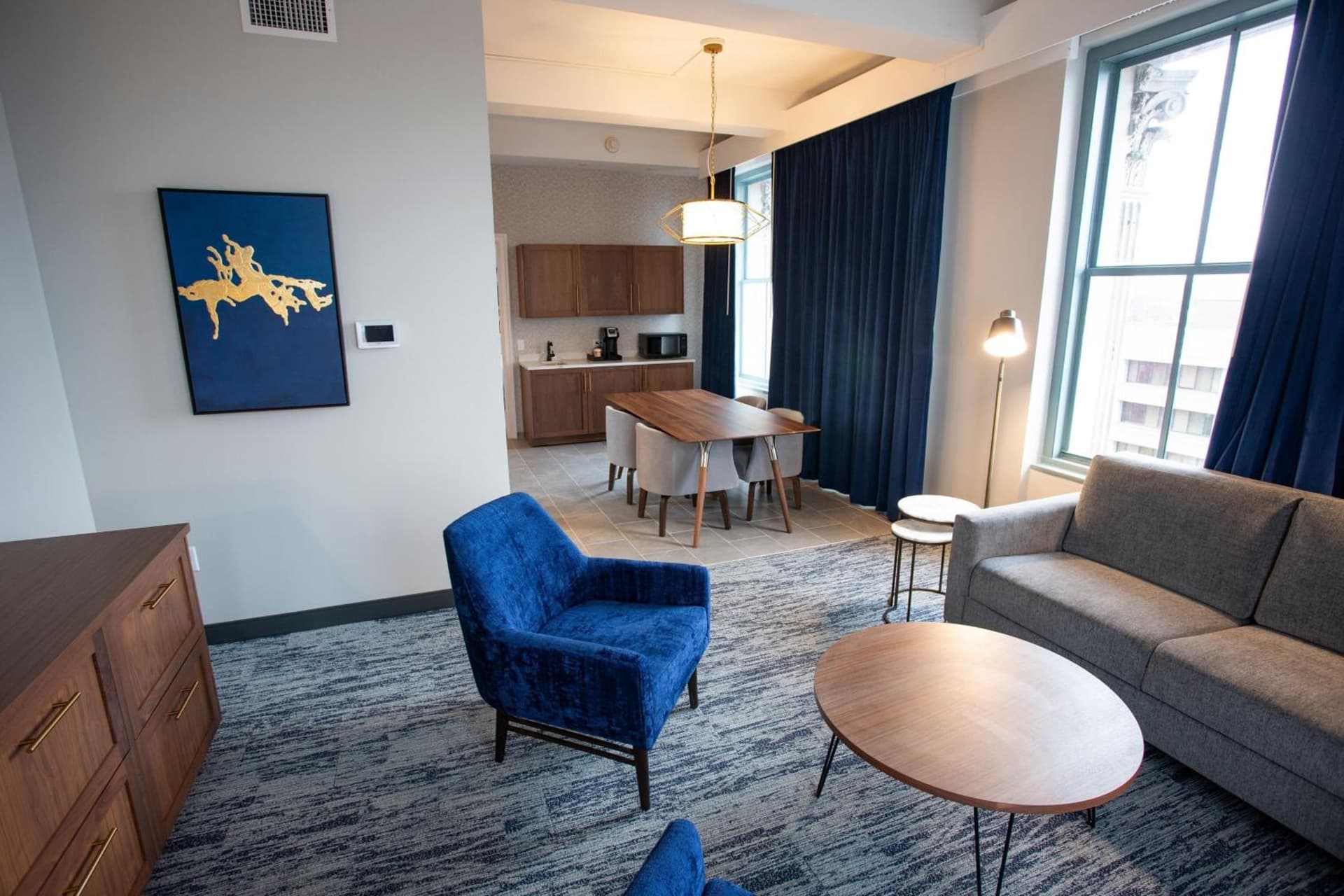 BLU-Tique, Akron, a Tribute Portfolio Hotel gallery photo in Akron, OH — image 29