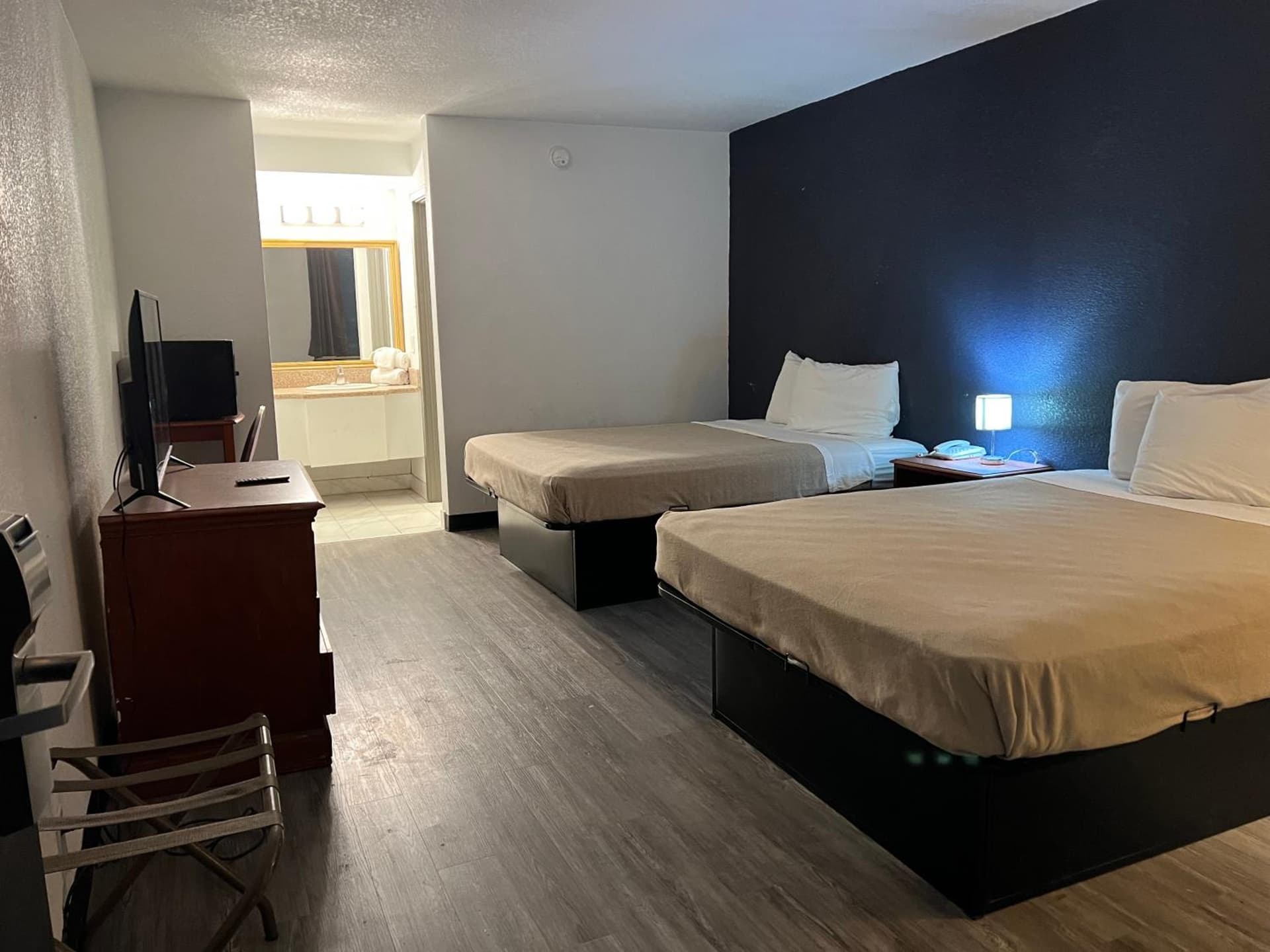 The Nest Hotel Suffolk gallery photo in Suffolk, VA — image 5