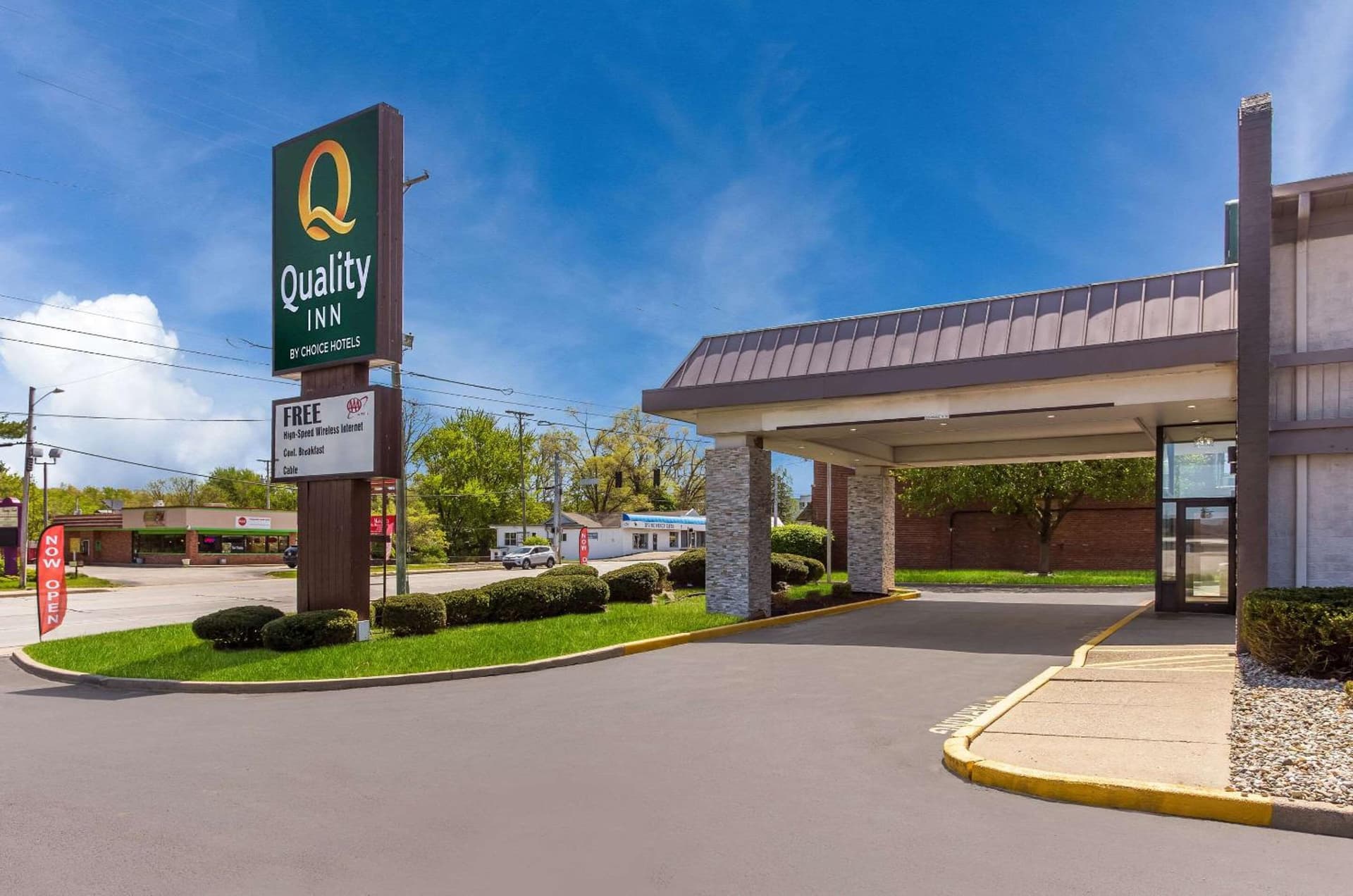 Quality Inn South Bend near Notre Dame property views in South Bend, IN — gallery photo 3