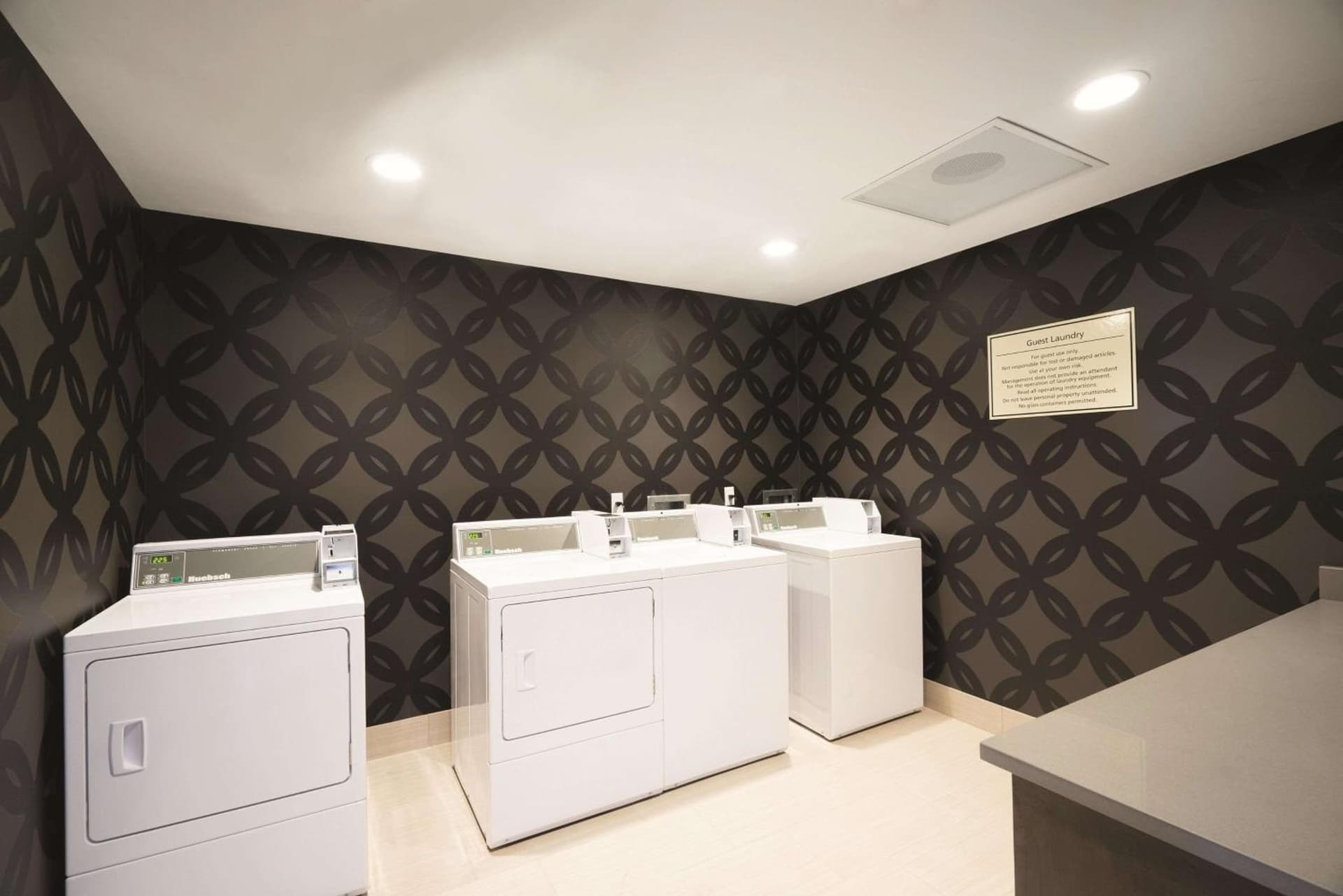 La Quinta by Wyndham Memphis Downtown gallery photo in Memphis, TN — image 5